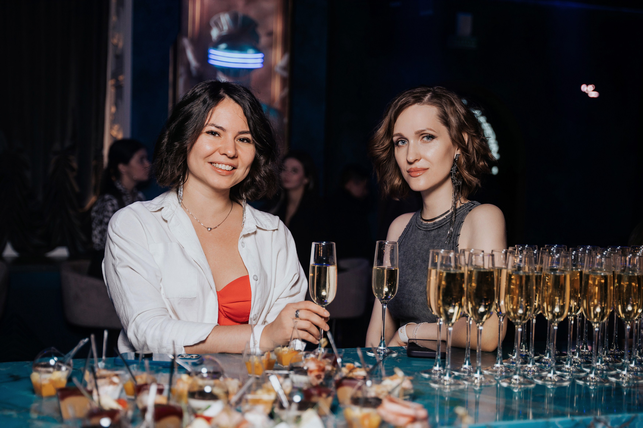 ЛУВР. СВОИ. ФОТООТЧЕТЫ-СОБЫТИЯ-МЕСТА