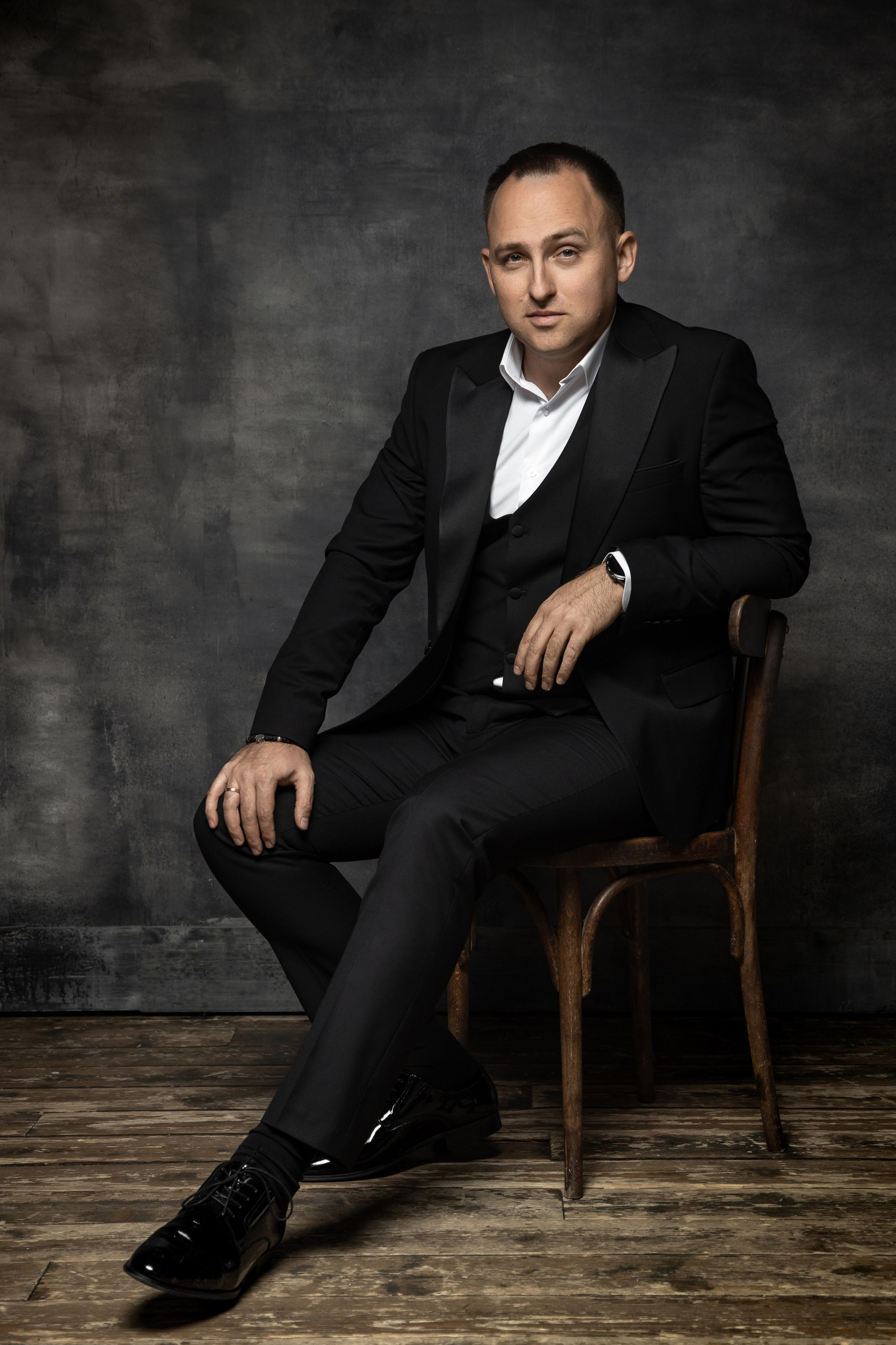 Фотосессия в студии цена. Мужская фотосессия в Москве.