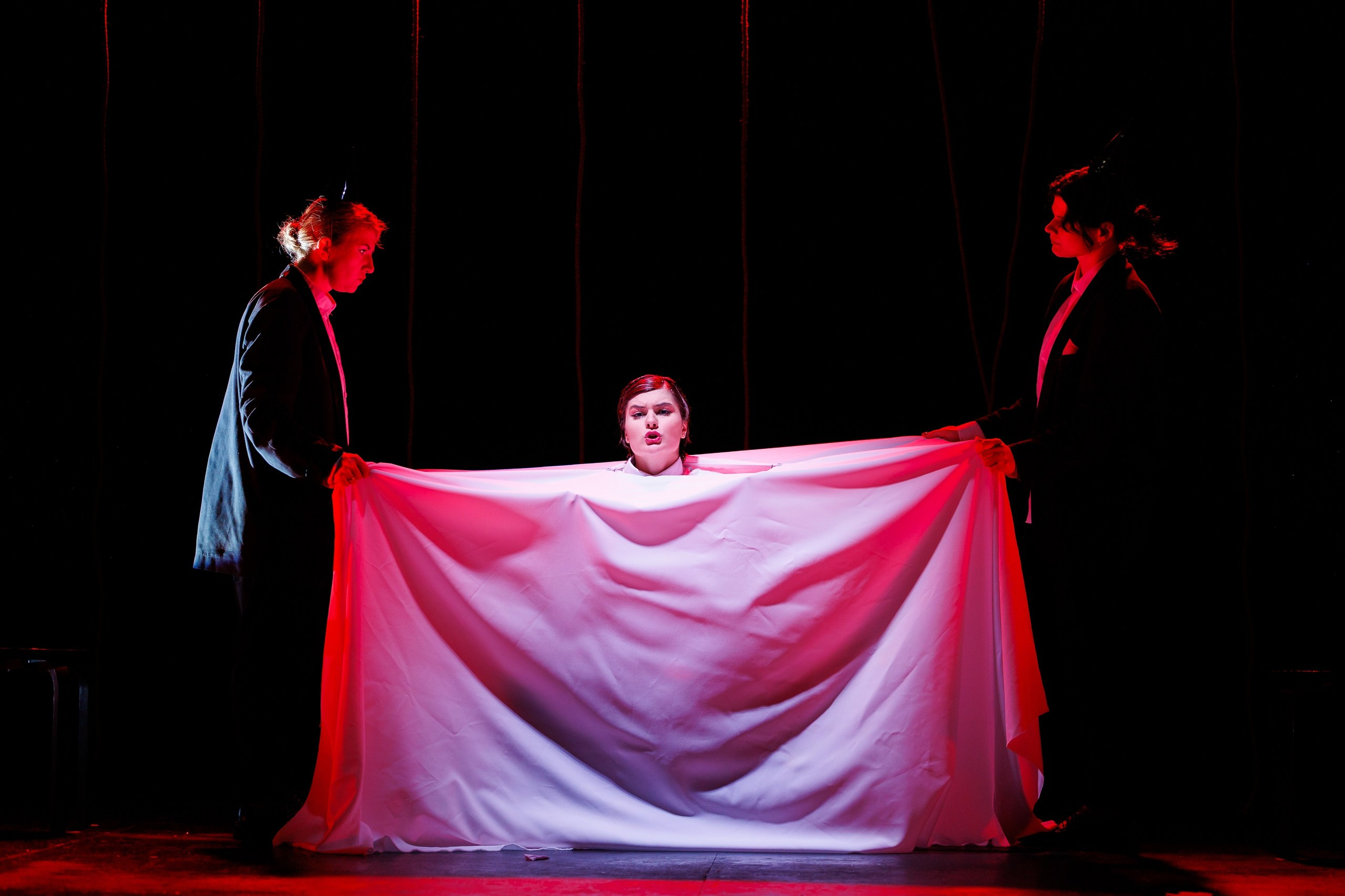 Спектакль «В открытом море» от театра Д. Лица. Фотограф в Санкт-Петербурге — Сергей Петров