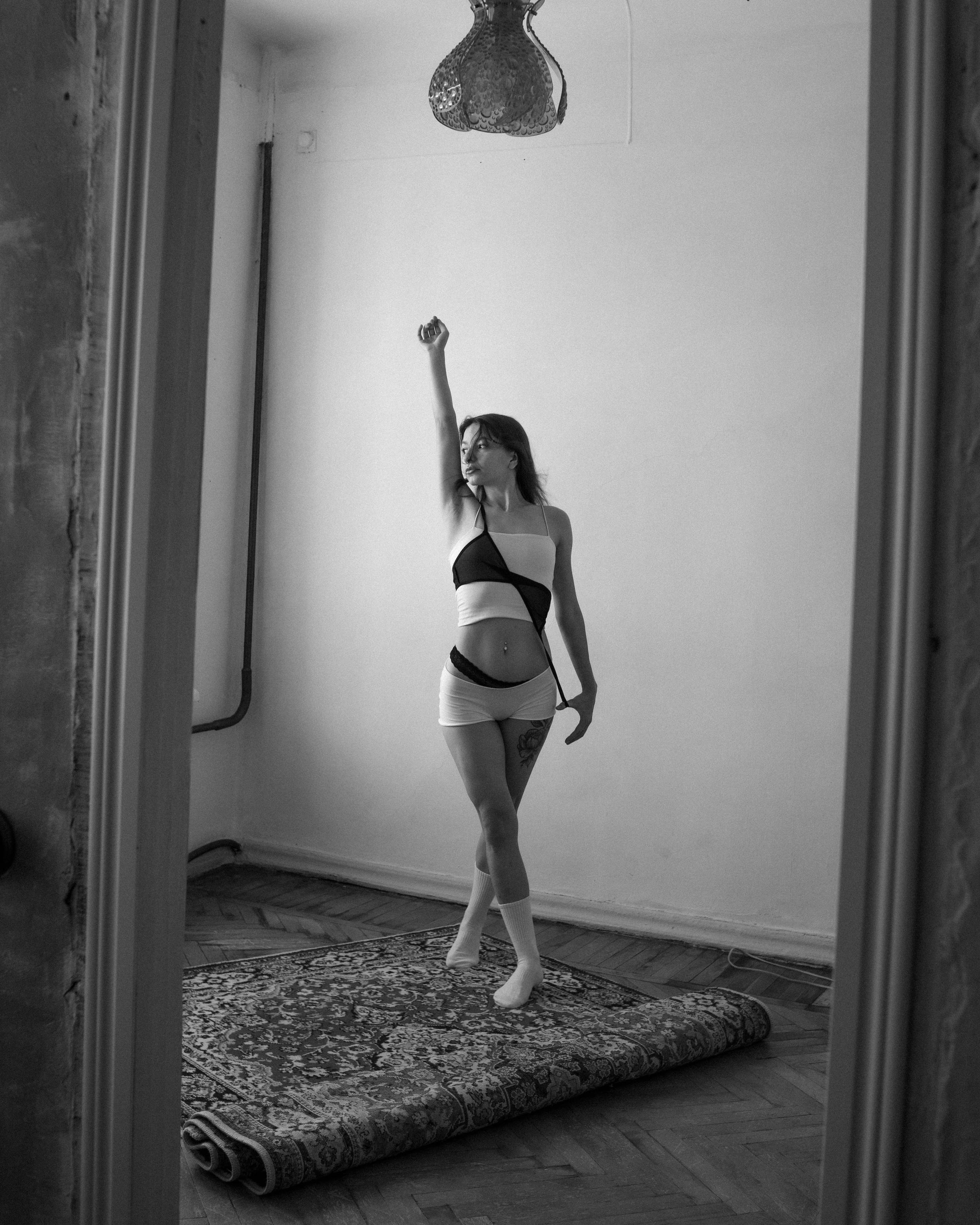Аня. Женский фотограф. Создатель украшений ручной работы. Модель