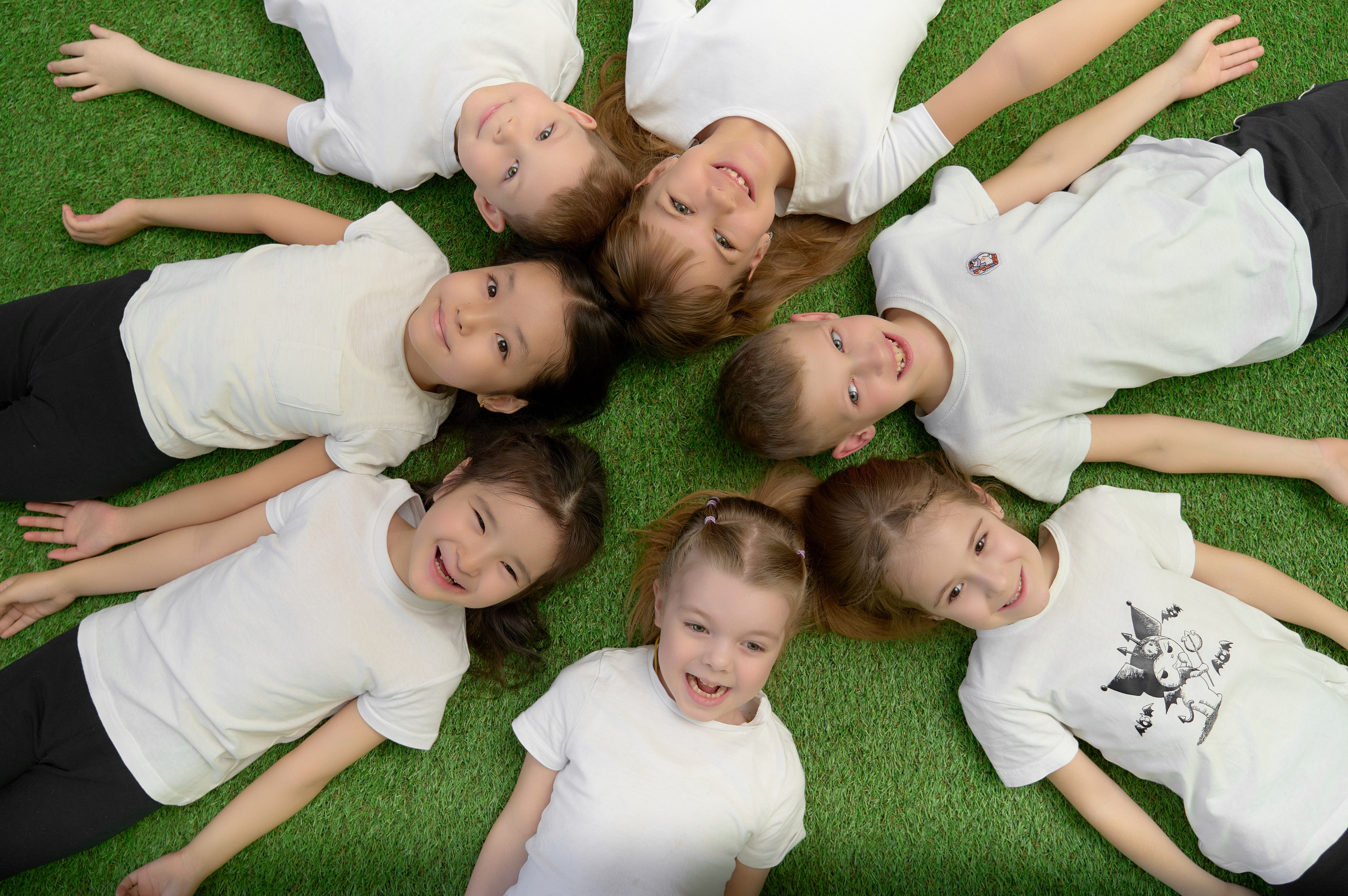 Выпускной альбом для детских садов от 1 990₽. Выпускные альбомы под ключ в Новосибирске