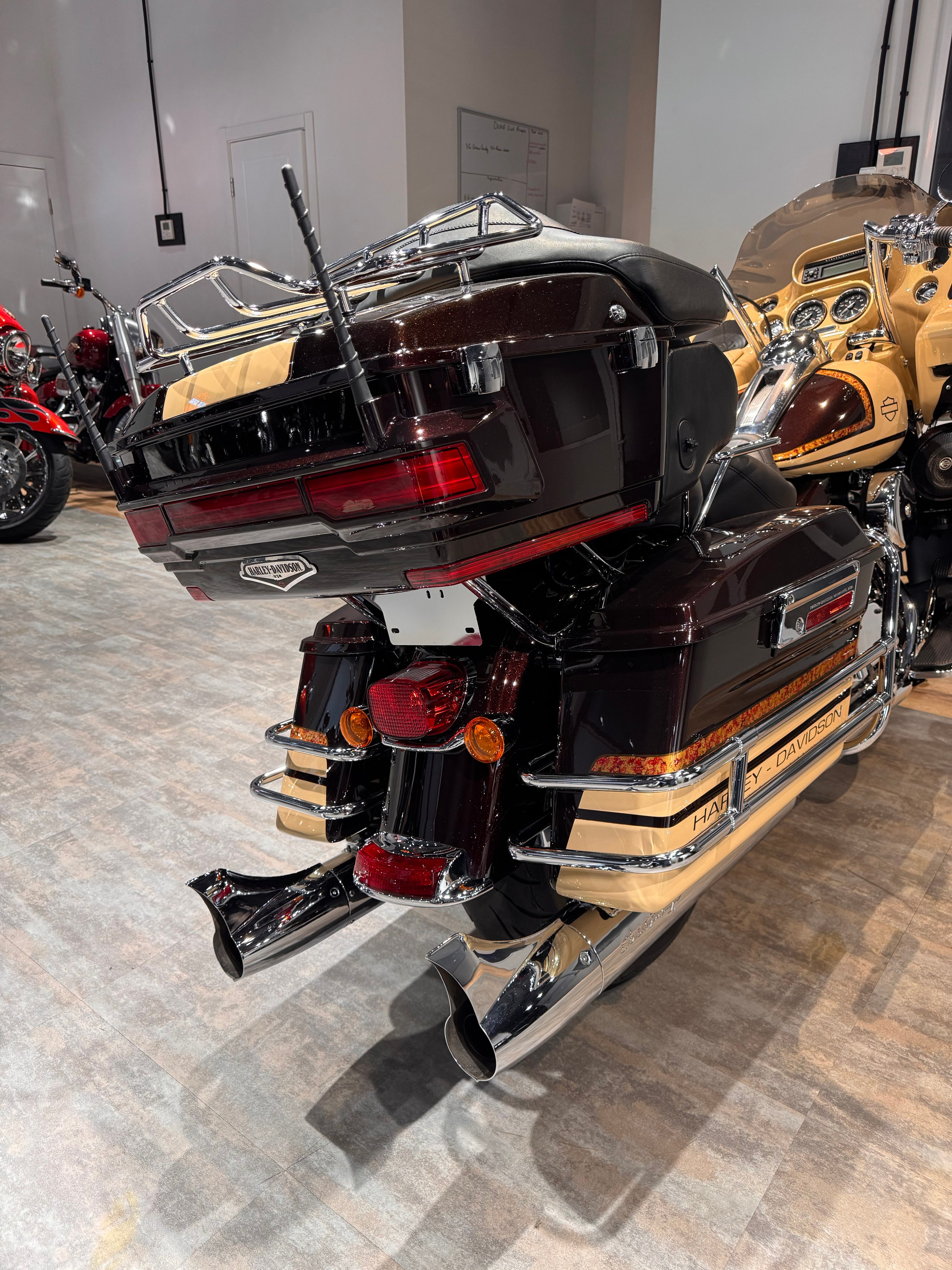 Продажа мотоцикла Harley-Davidson Road Glide Ultra 103 (Touring)— купить мотоцикл. Hello Davidson, Москва. Только хорошие мотоциклы…