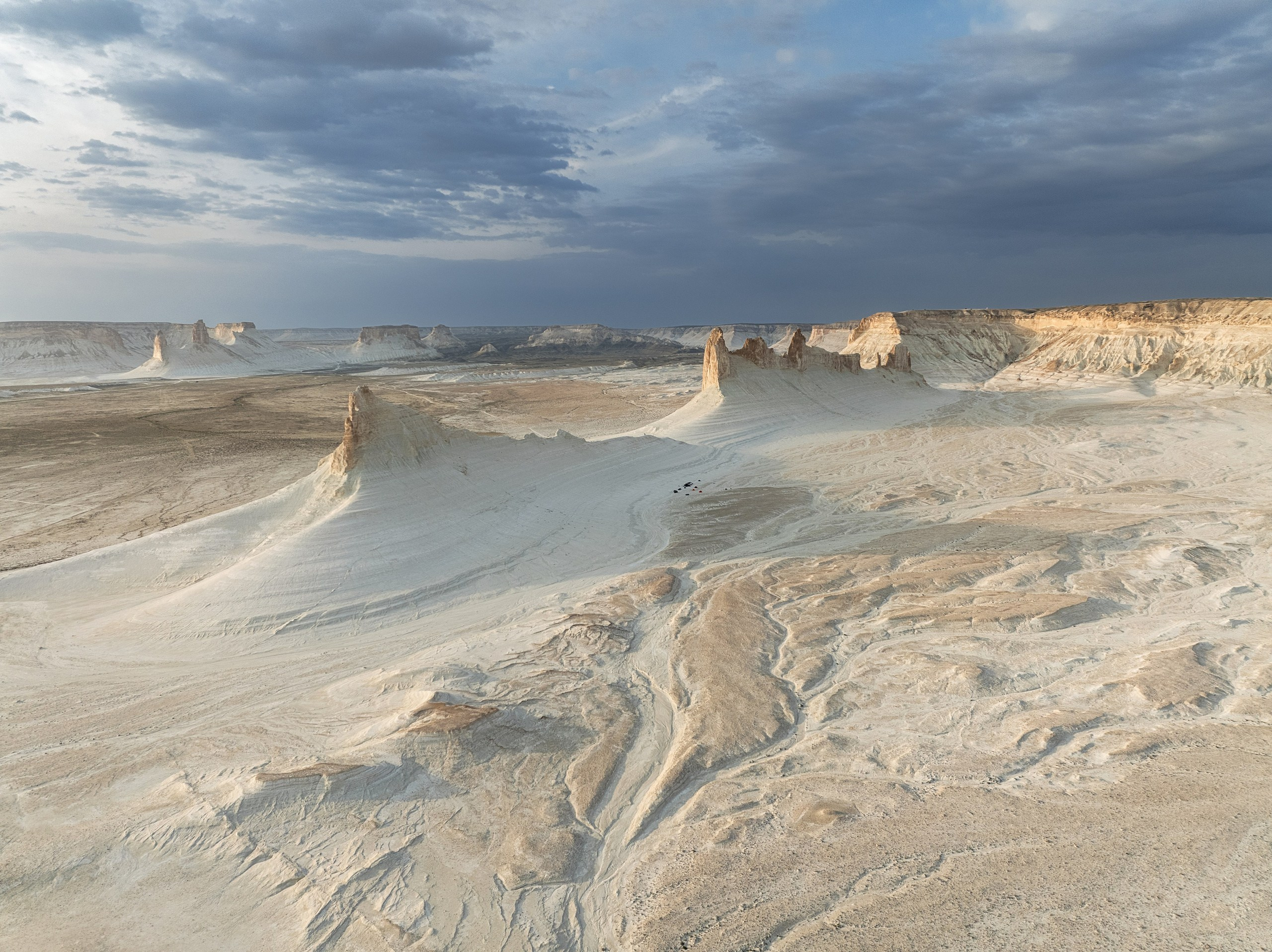 Экспедиция в Мангистау. Казахстан (28.03 — 11.04.25). Фотограф Константин Шамин