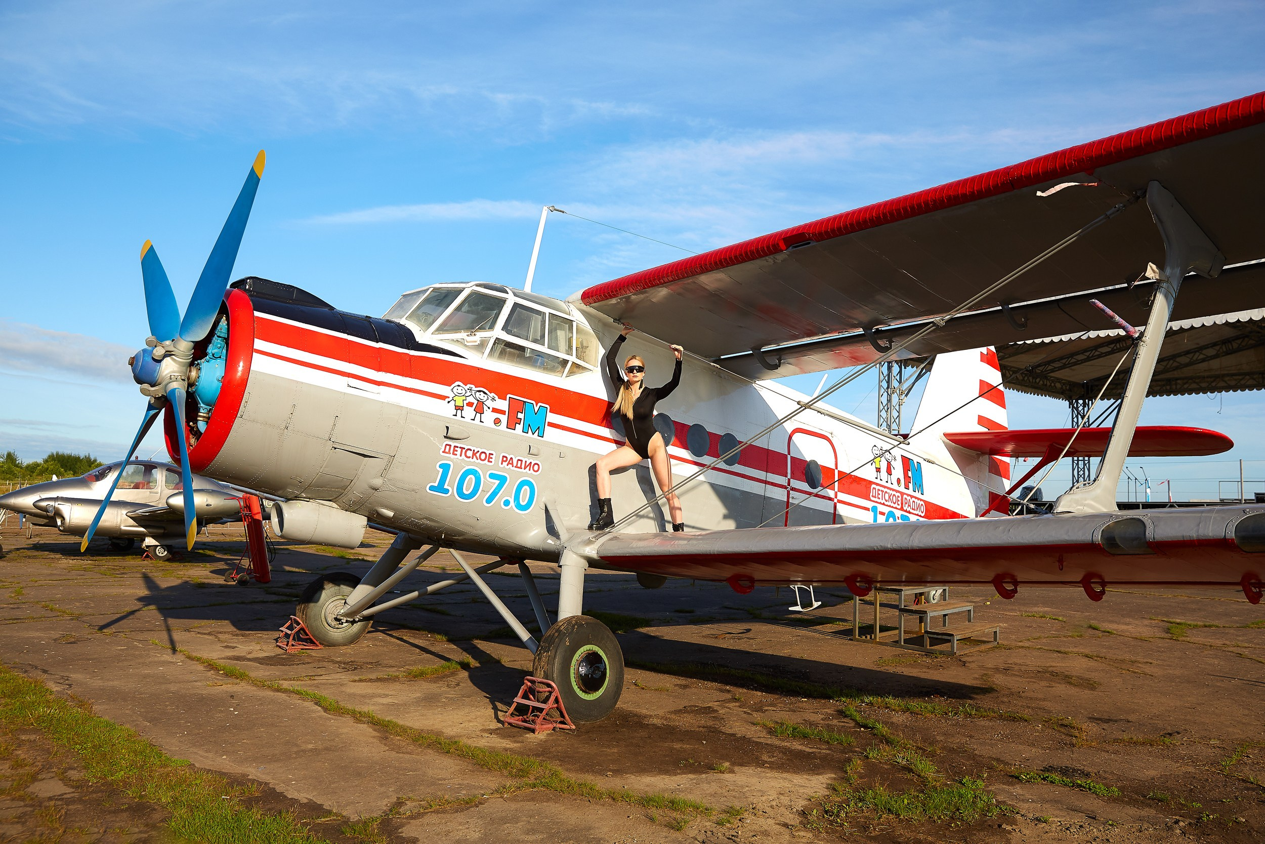 Фотосессия с самолетами-1 г. Ярославль Мастер-класс Михаила Семенова Ярославль