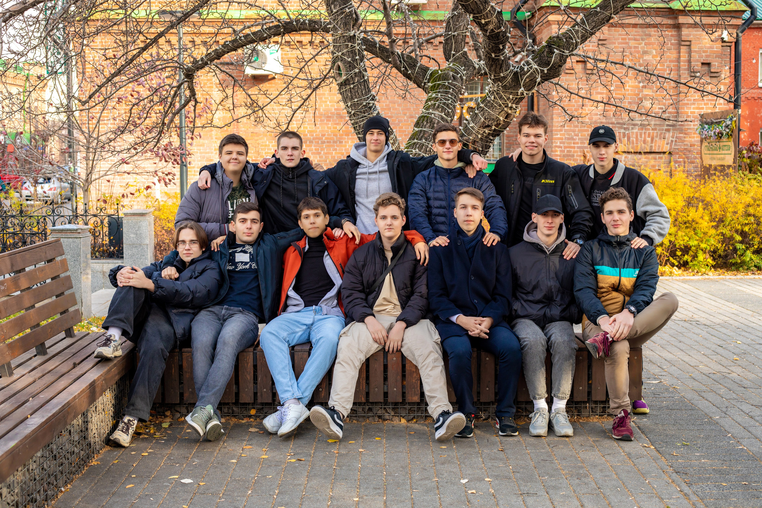 Выпускные альбомы в Красноярске. Студия Колибри