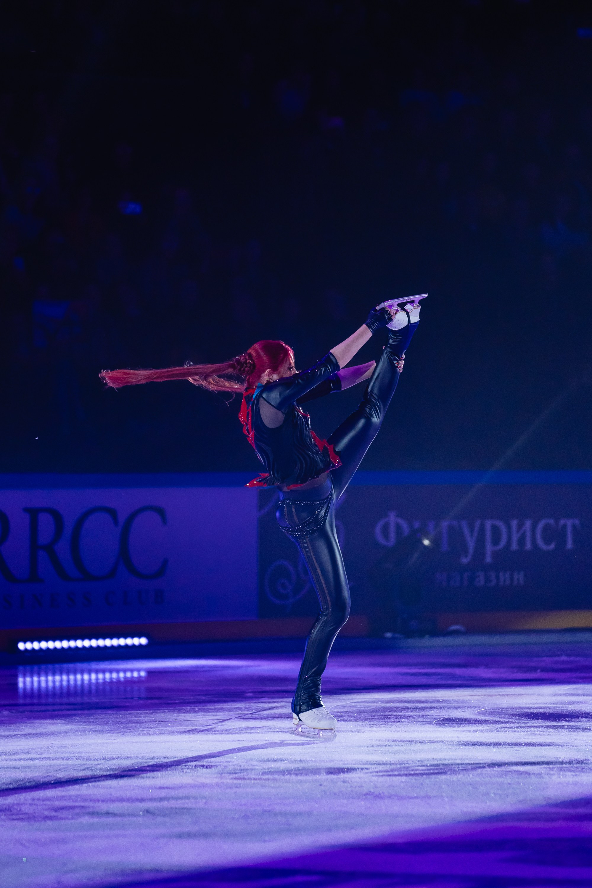 Шоу «Чемпионы на льду» в Новосибирске. Воробьева Ксения — Спортивный и танцевальный фотограф Новосибирск