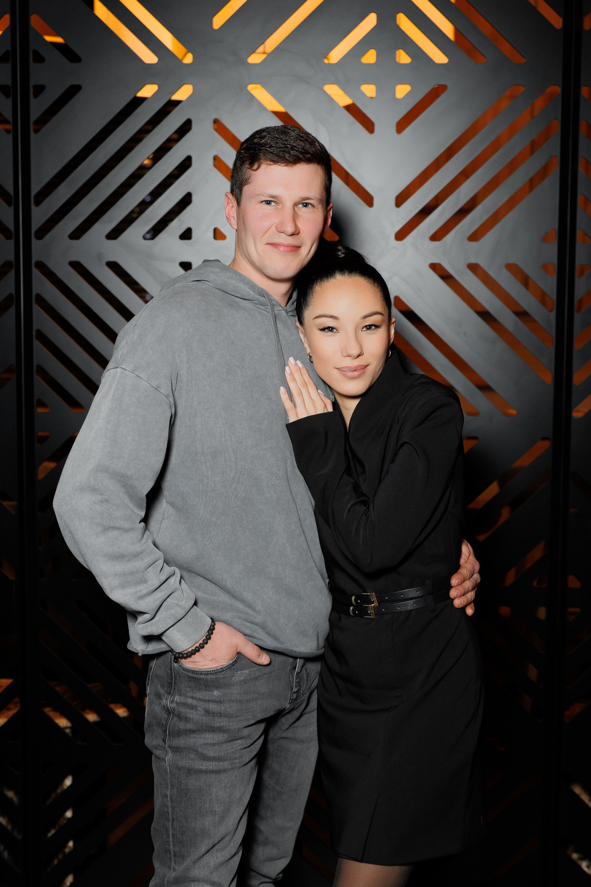 РЕЖЕНТ — HAPPY VALENTINES DAY. СВОИ. ФОТООТЧЕТЫ-СОБЫТИЯ-МЕСТА