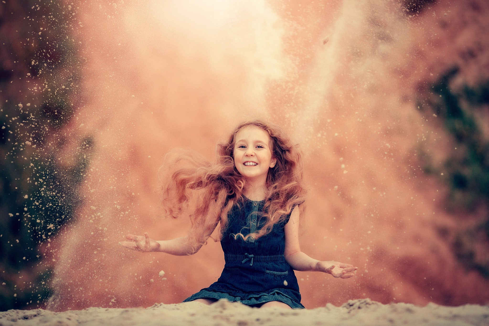 Детская фотосессия с конем Лапиком в песках. Детский и семейный фотограф с животными в Москве Гурьева Надежда