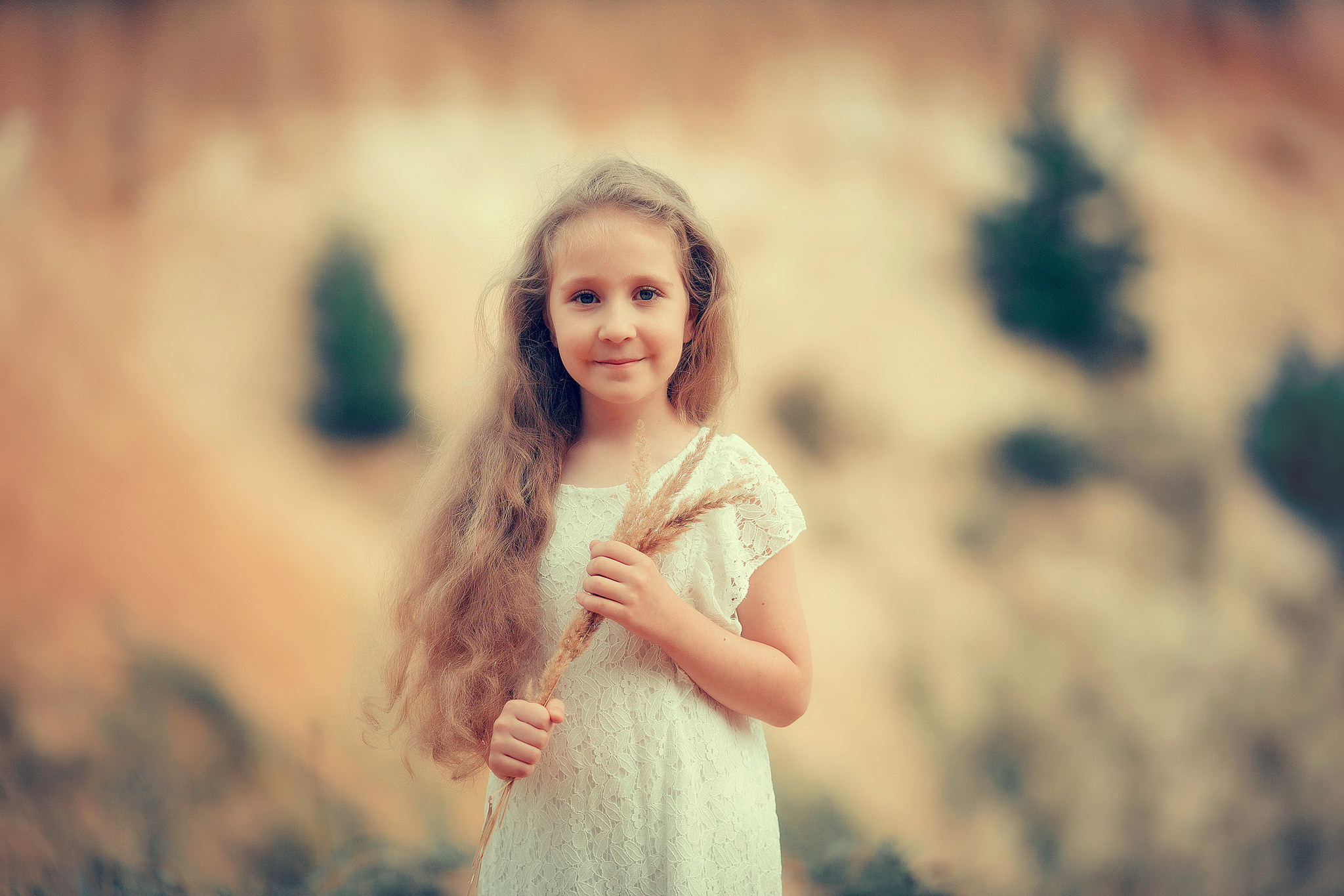 Детская фотосессия с конем Лапиком в песках. Детский и семейный фотограф с животными в Москве Гурьева Надежда