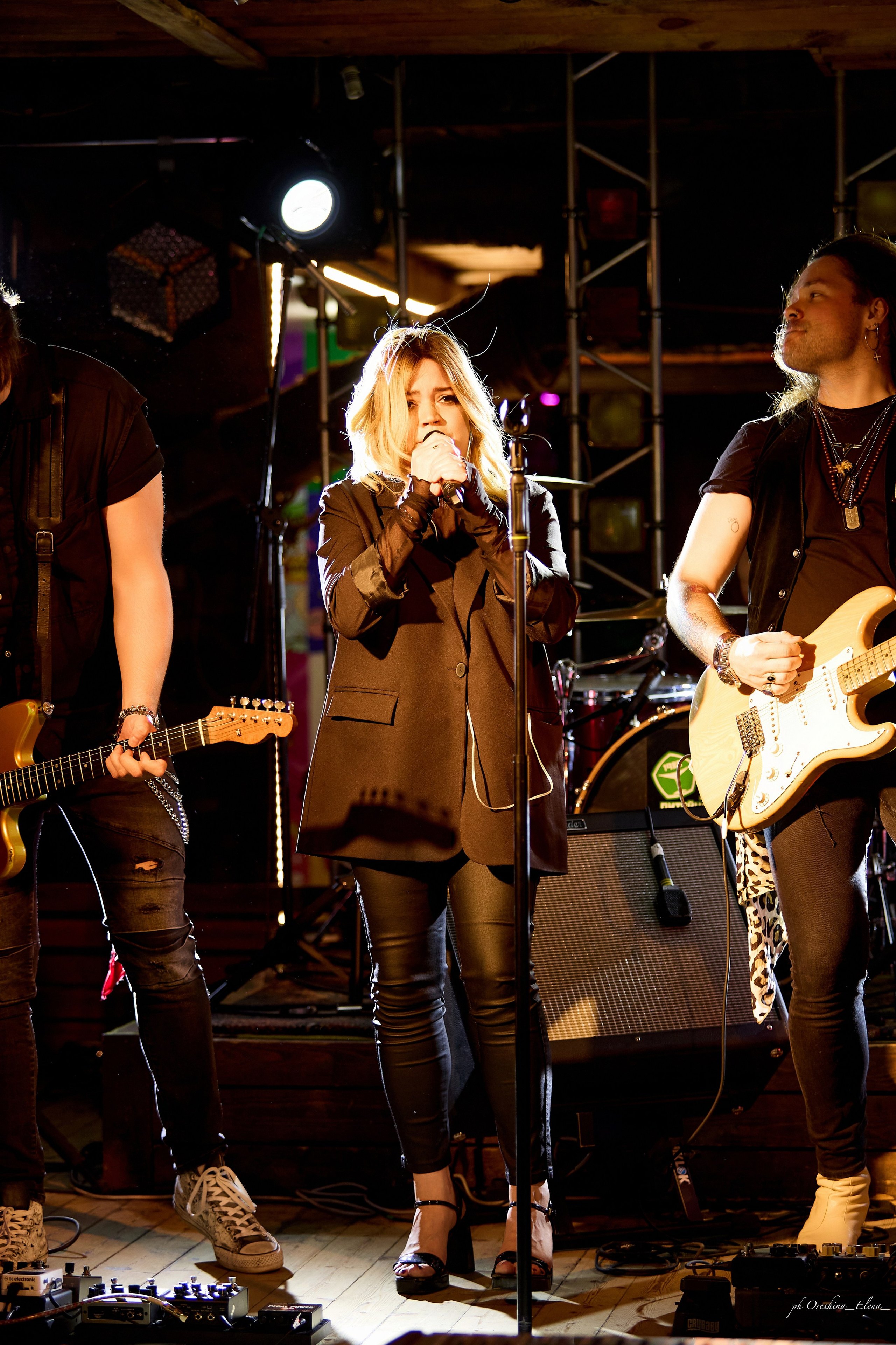 Поп рок группа @velvetgroup. Свадебный и семейный фотограф в Ульяновске Орешина Елена