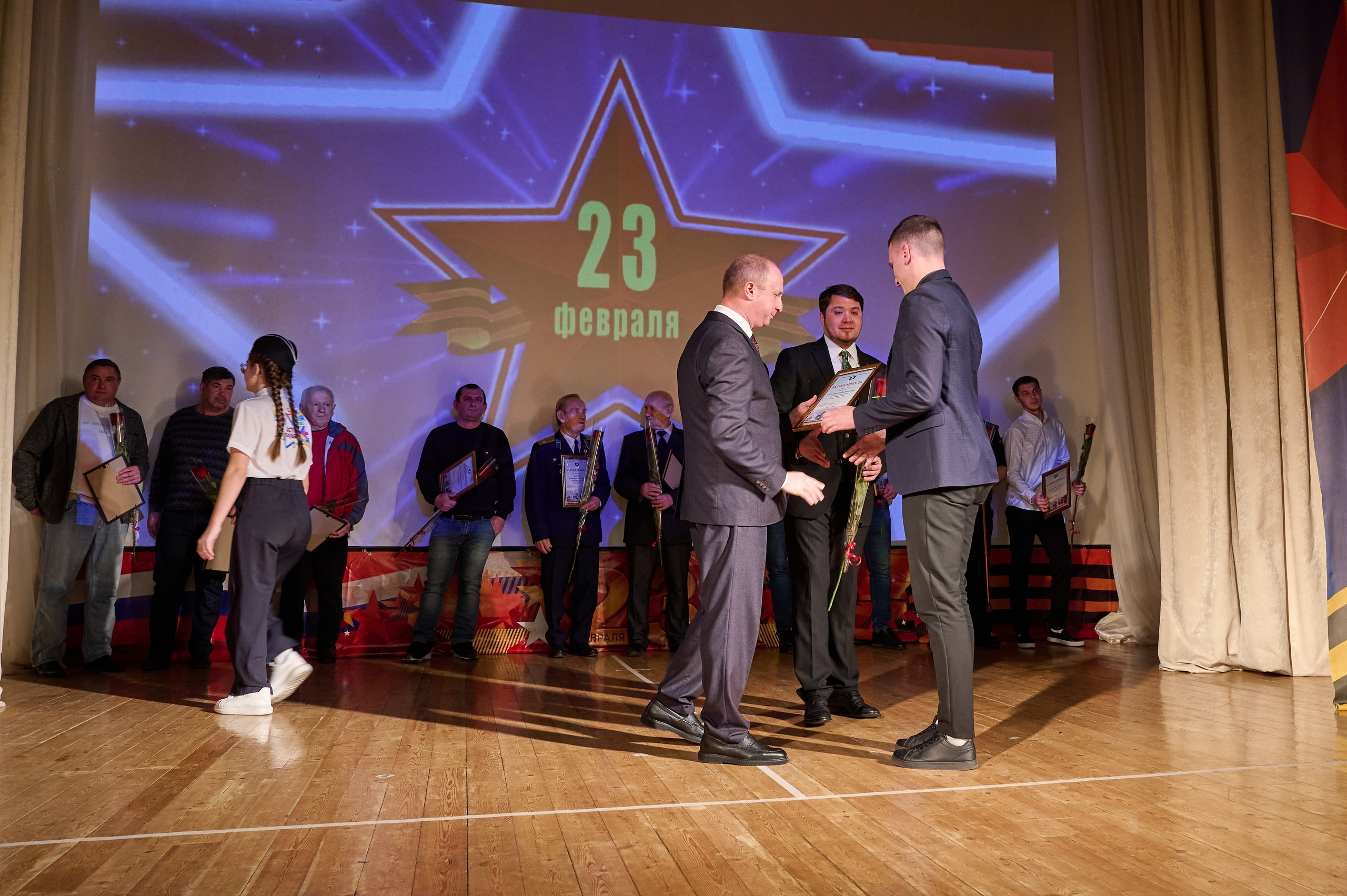 Кабардинка 23 февраля. Жизнь курорта Кабардинка в фотографиях