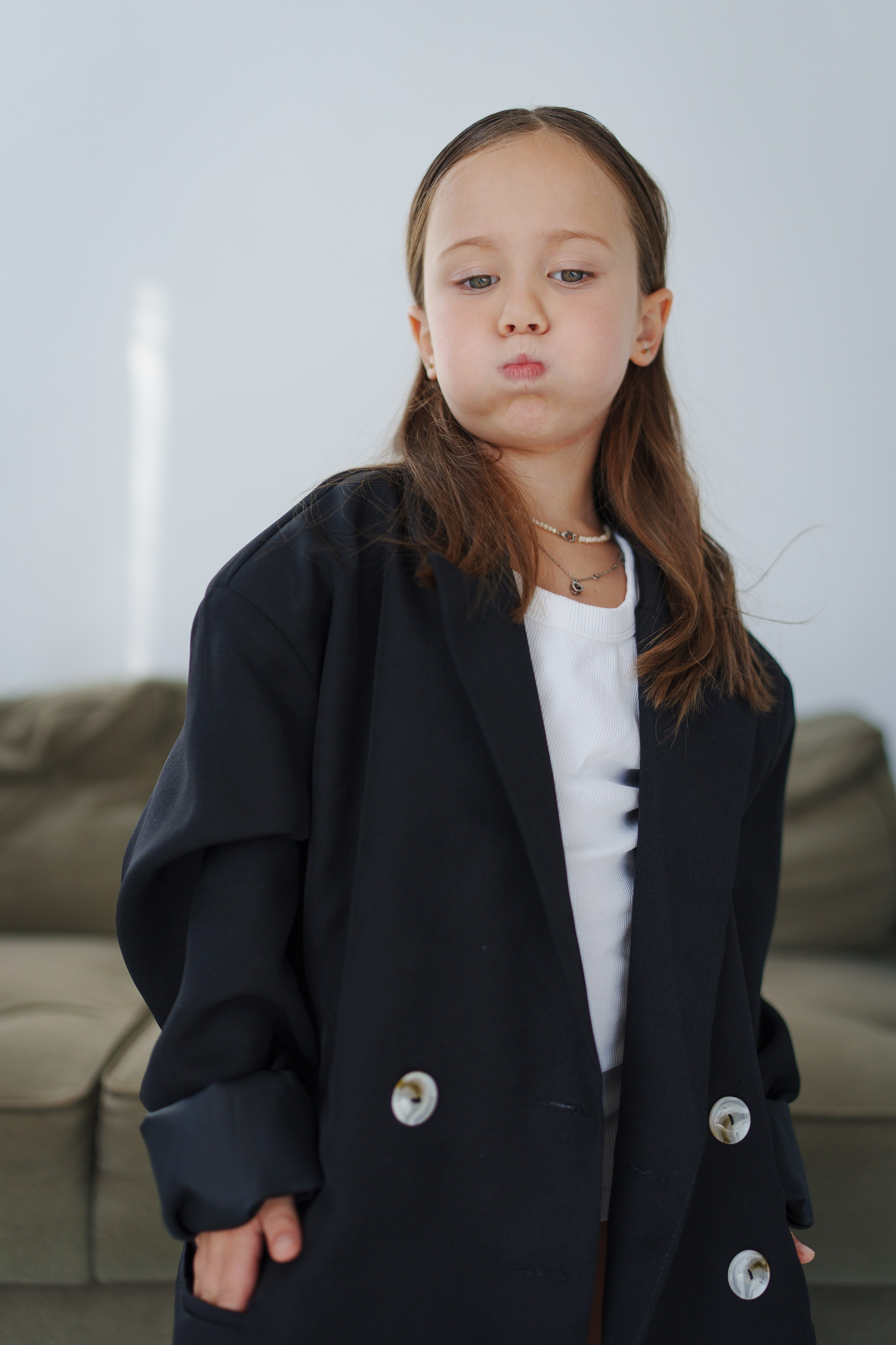 Семейная фотосессия в Уфе в студии Офис46 — тёплые кадры на день рождения ребёнка