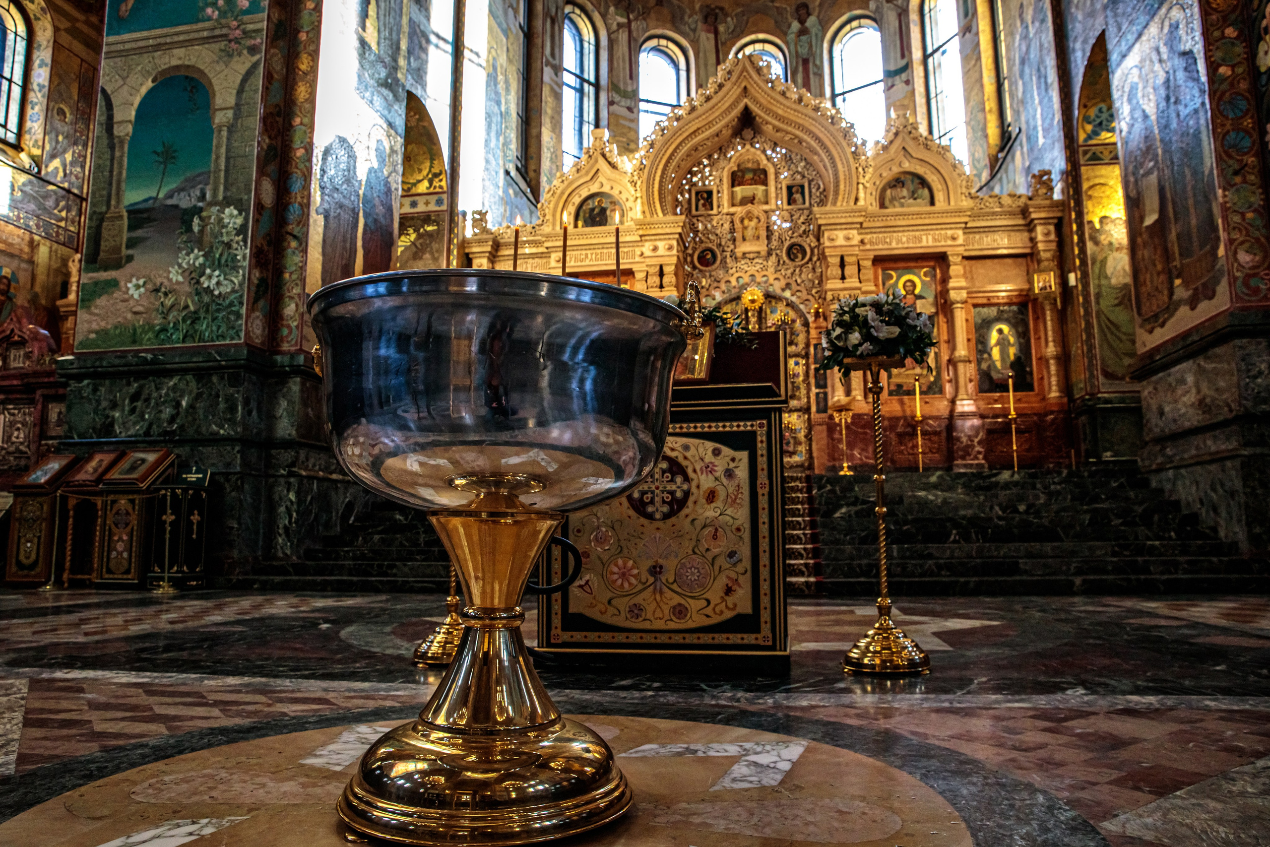 Фотограф на Крещение в Санкт-Петербурге. ФОТОГРАФ РАДОСТИ Фотосессия в студии СПб. Портретный фотограф — Юрий Торлопов