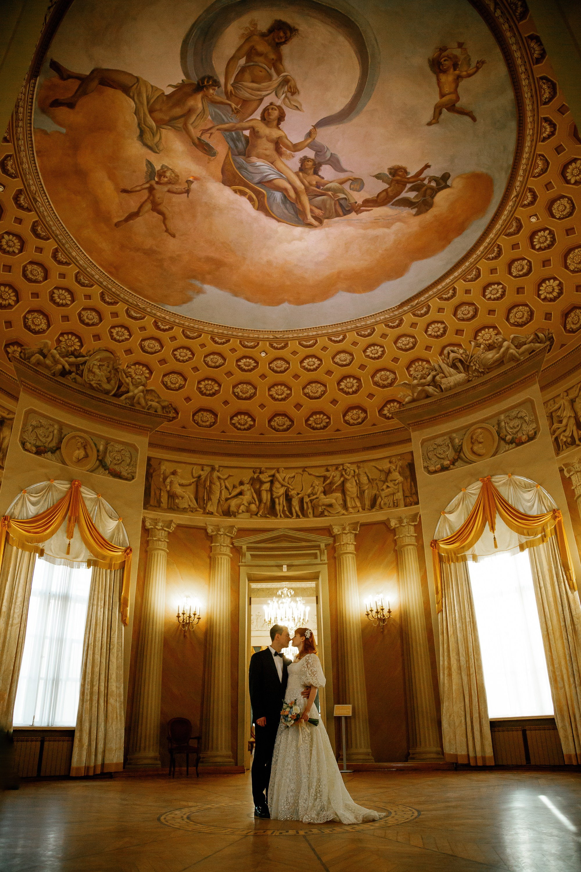 Фотограф в ЗАГС.