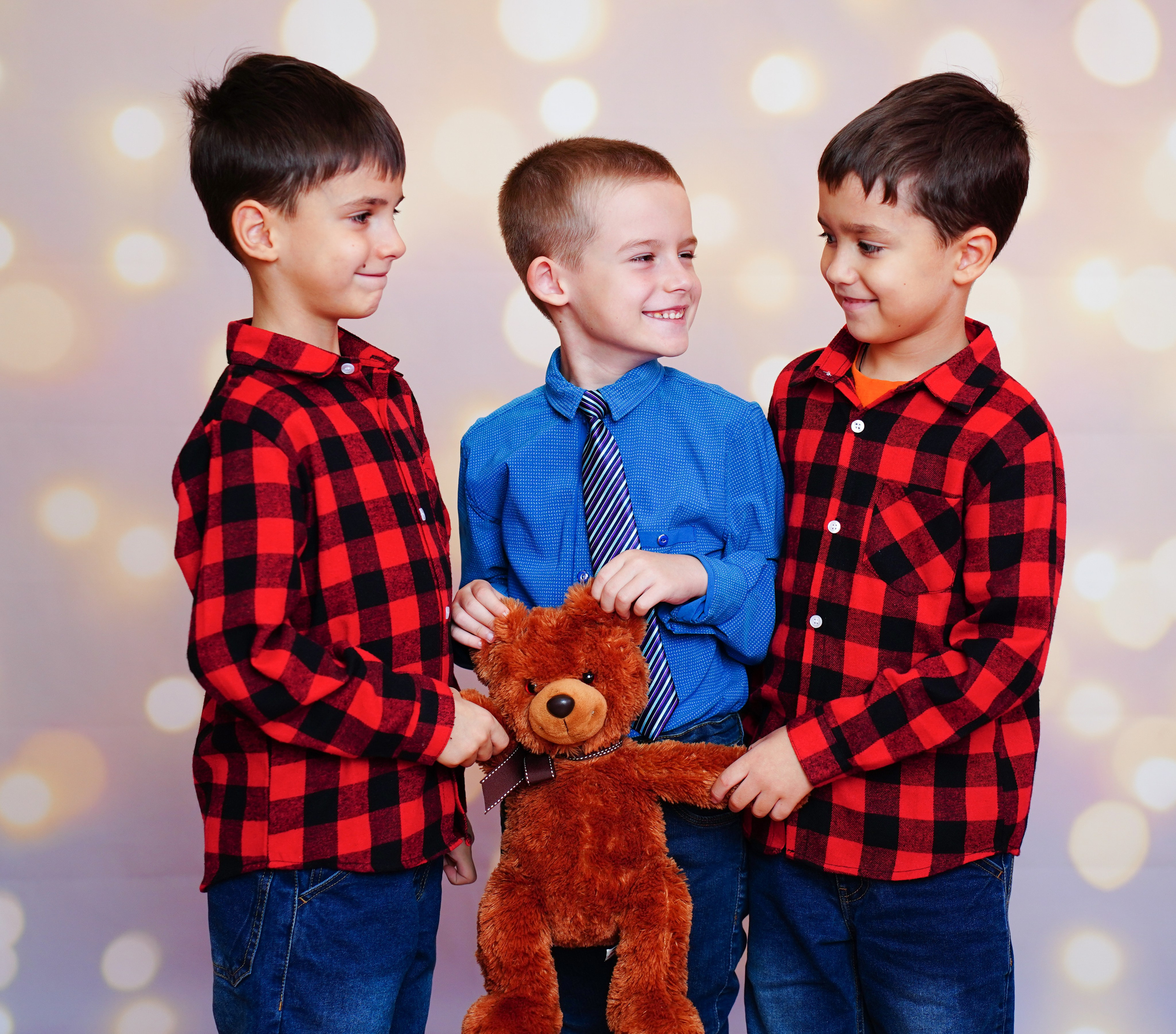 MEMENTO.Выпускные альбомы, школьные, юбилейные и другие книги. Ростов-на-Дону