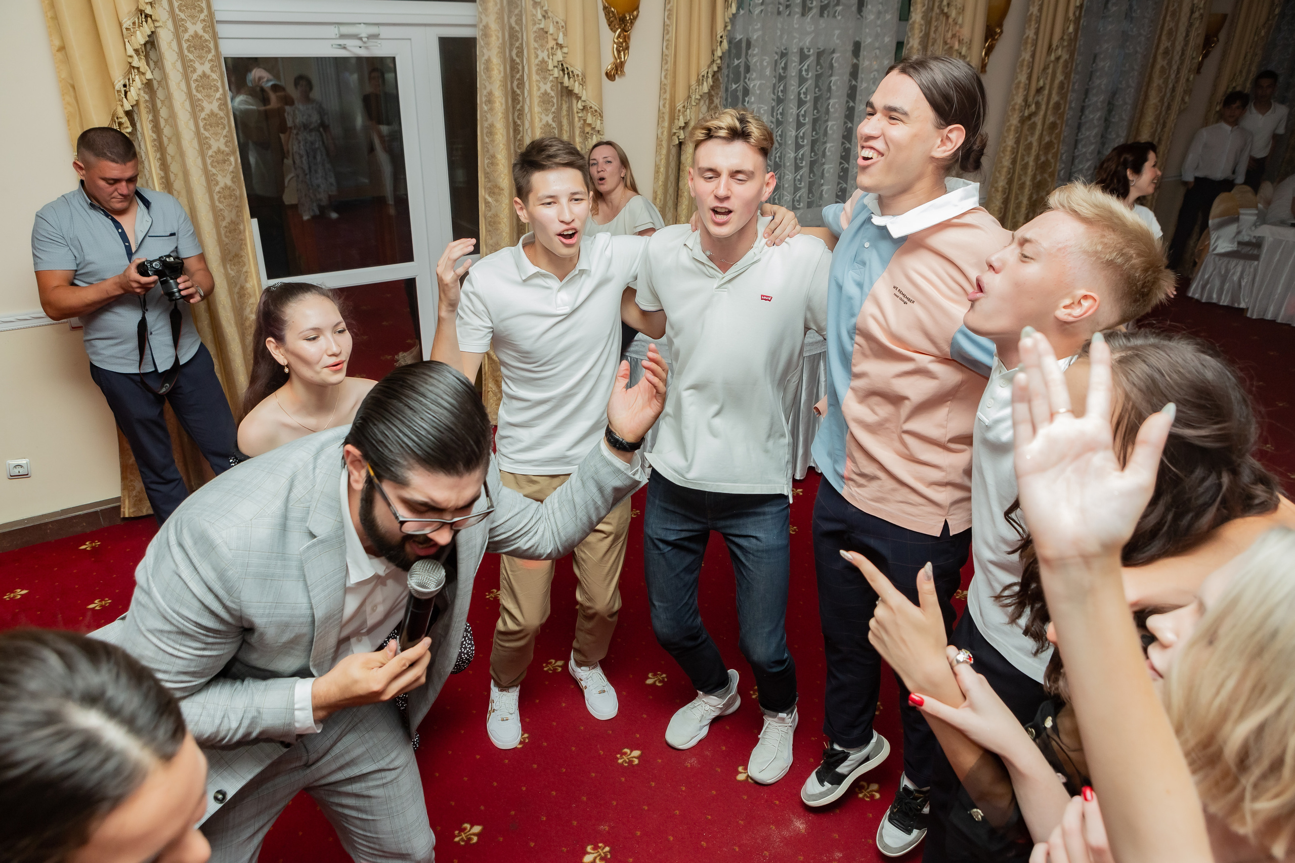 Агентство праздников «EventsShow». Алексей Муравьёв — фотограф в Уфе
