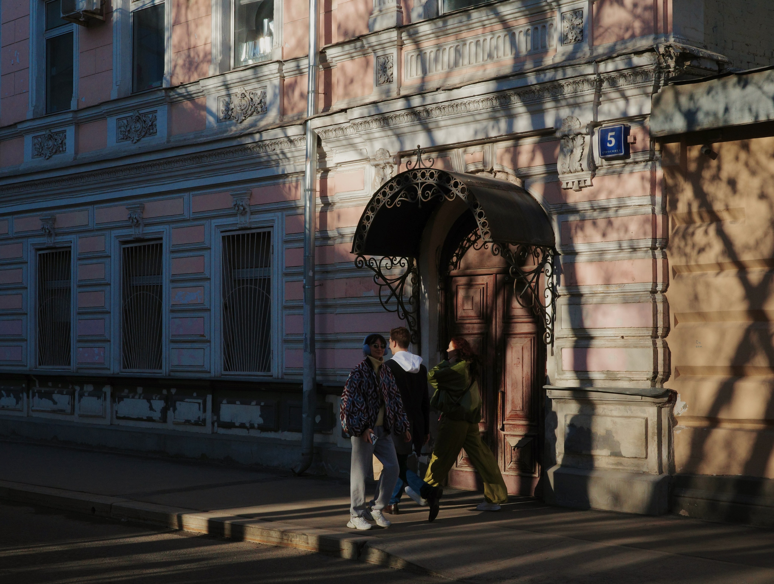 #46: Чистые пруды в конце марта — Фотокладовка. Проект «Фотокладовка»: блог уличной фотографии в формате street photo