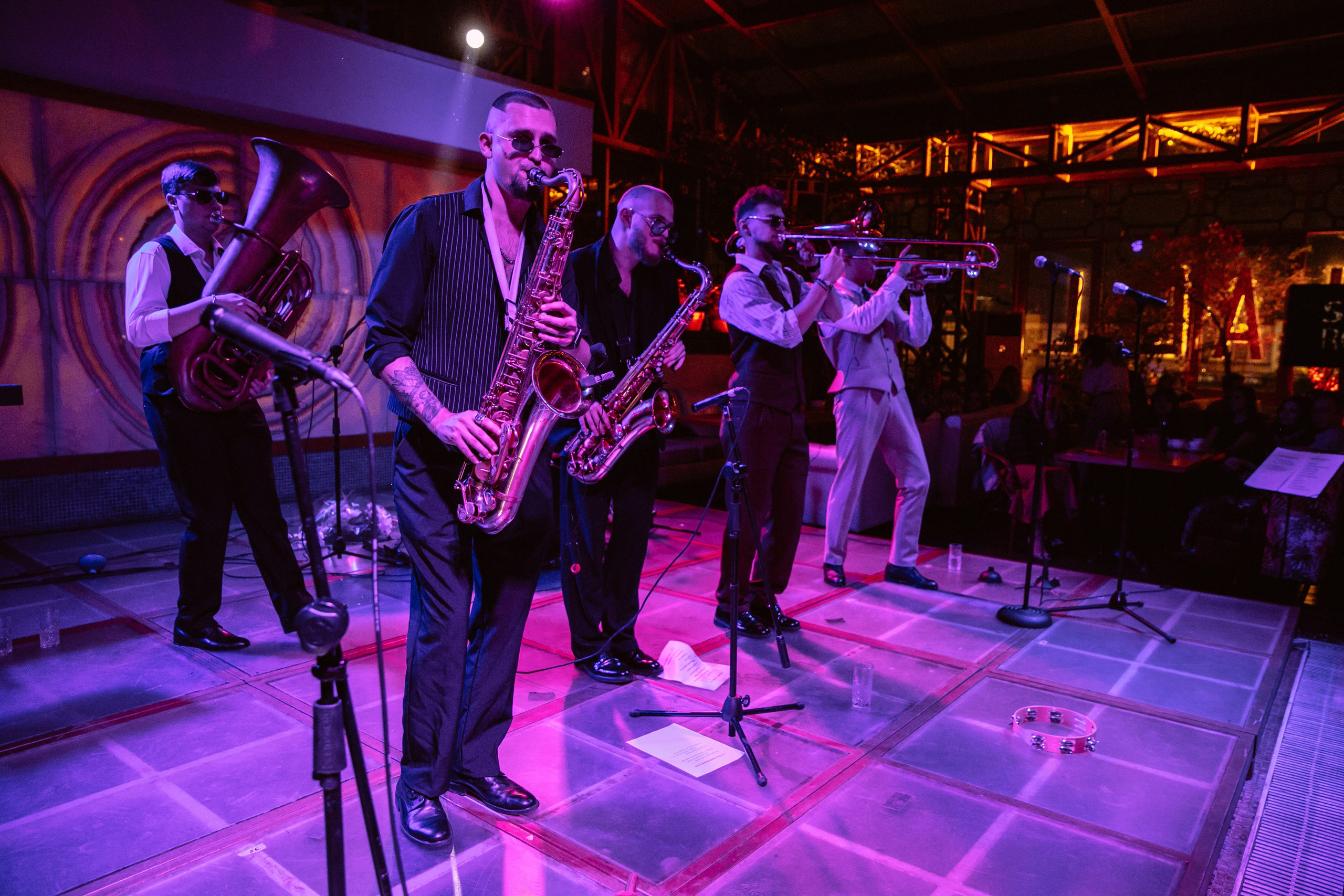 Mad Brass Band в Soho Rooms. Свадебный фотограф в Москве Элина Ларченкова. Фото, которые цепляют