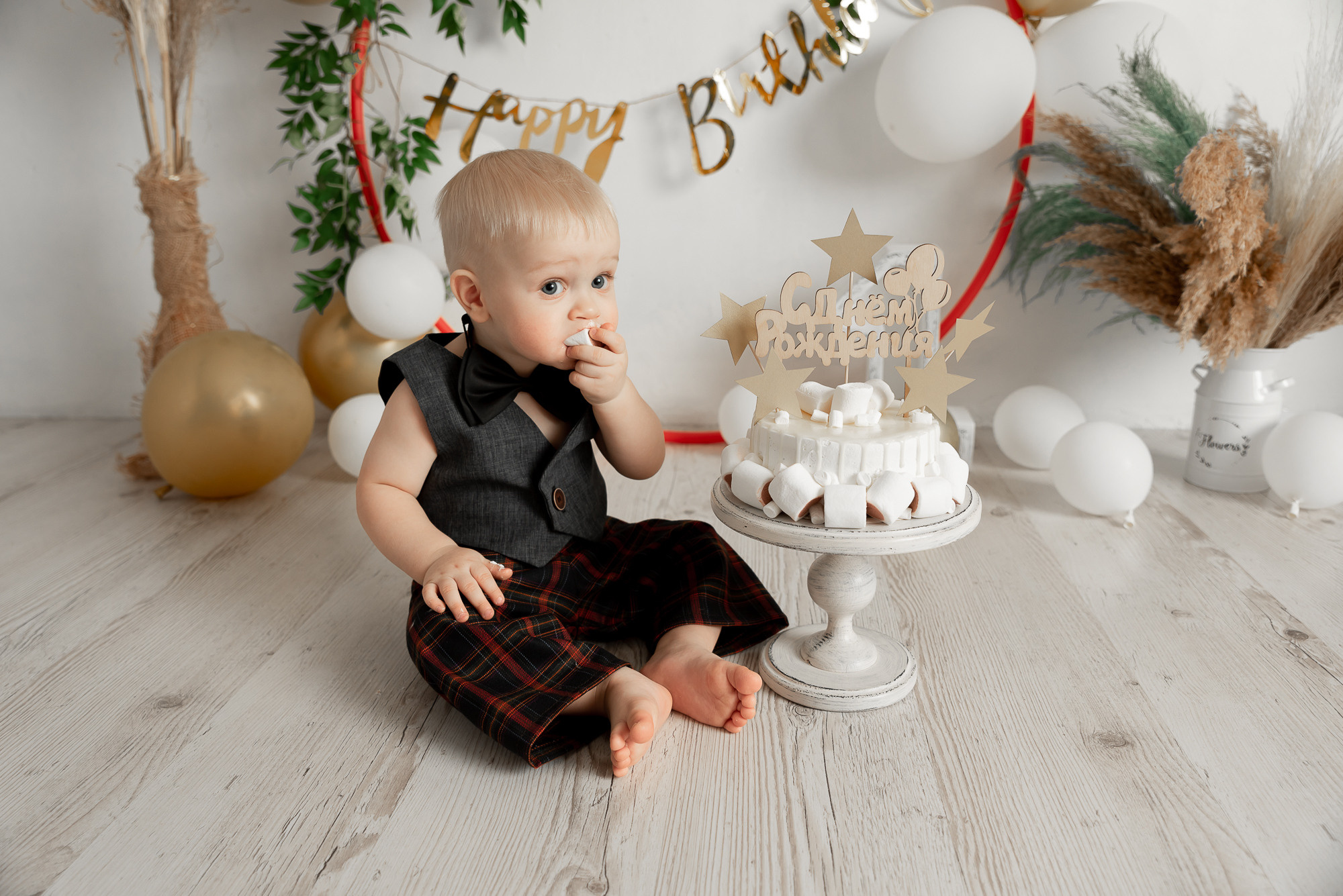 Годовасие малыша Арсения пакет «Все включено». Фотограф новорожденных в Нижневартовске Лара Курдюкова