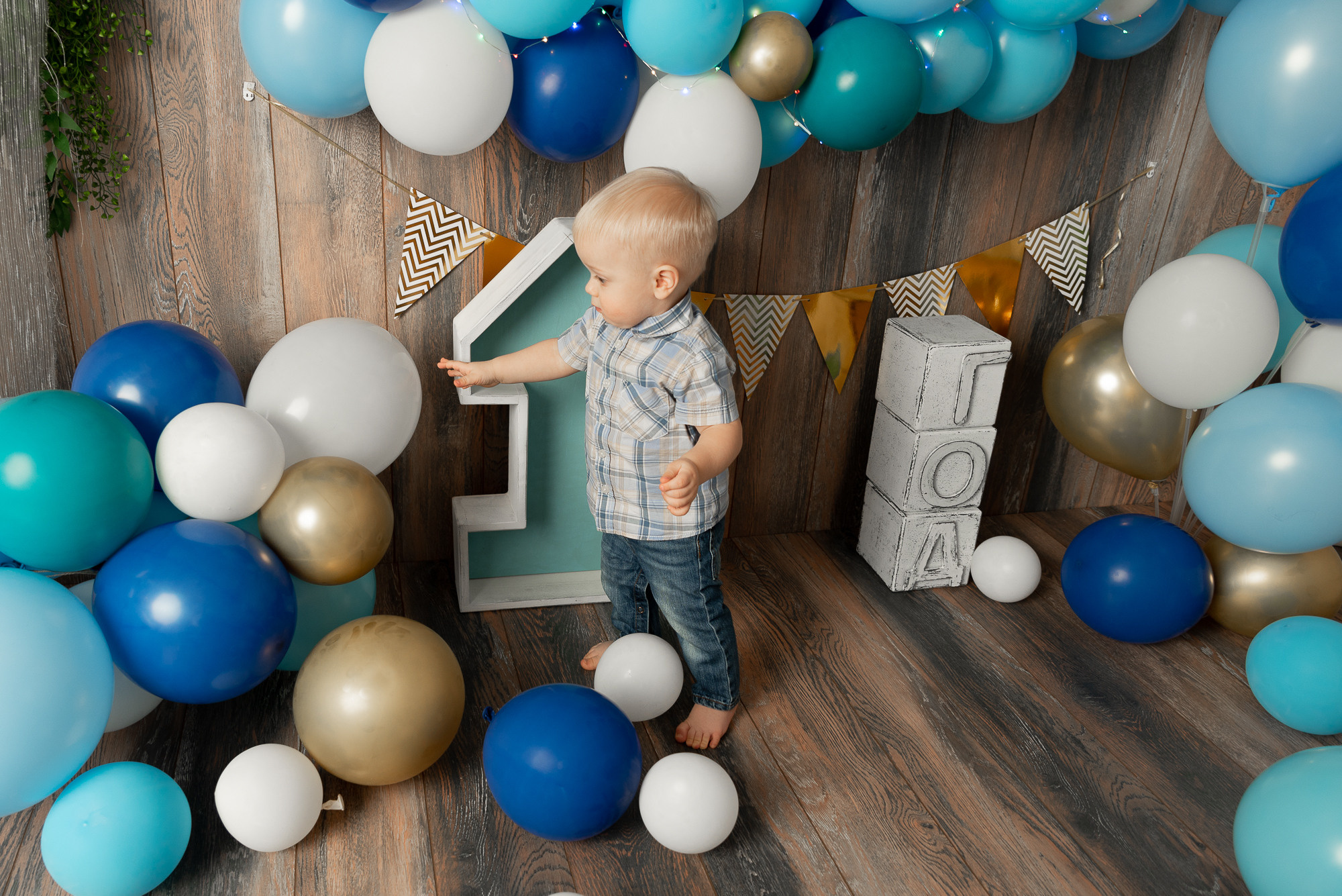 Годовасие малыша Арсения пакет «Все включено». Фотограф новорожденных в Нижневартовске Лара Курдюкова