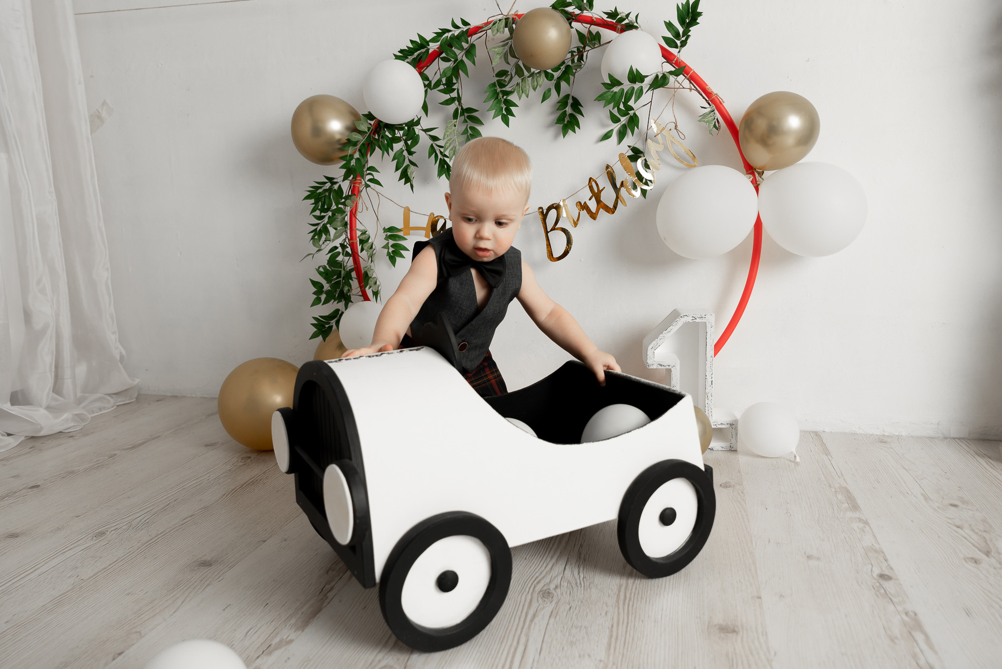 Годовасие малыша Арсения пакет «Все включено». Фотограф новорожденных в Нижневартовске Лара Курдюкова