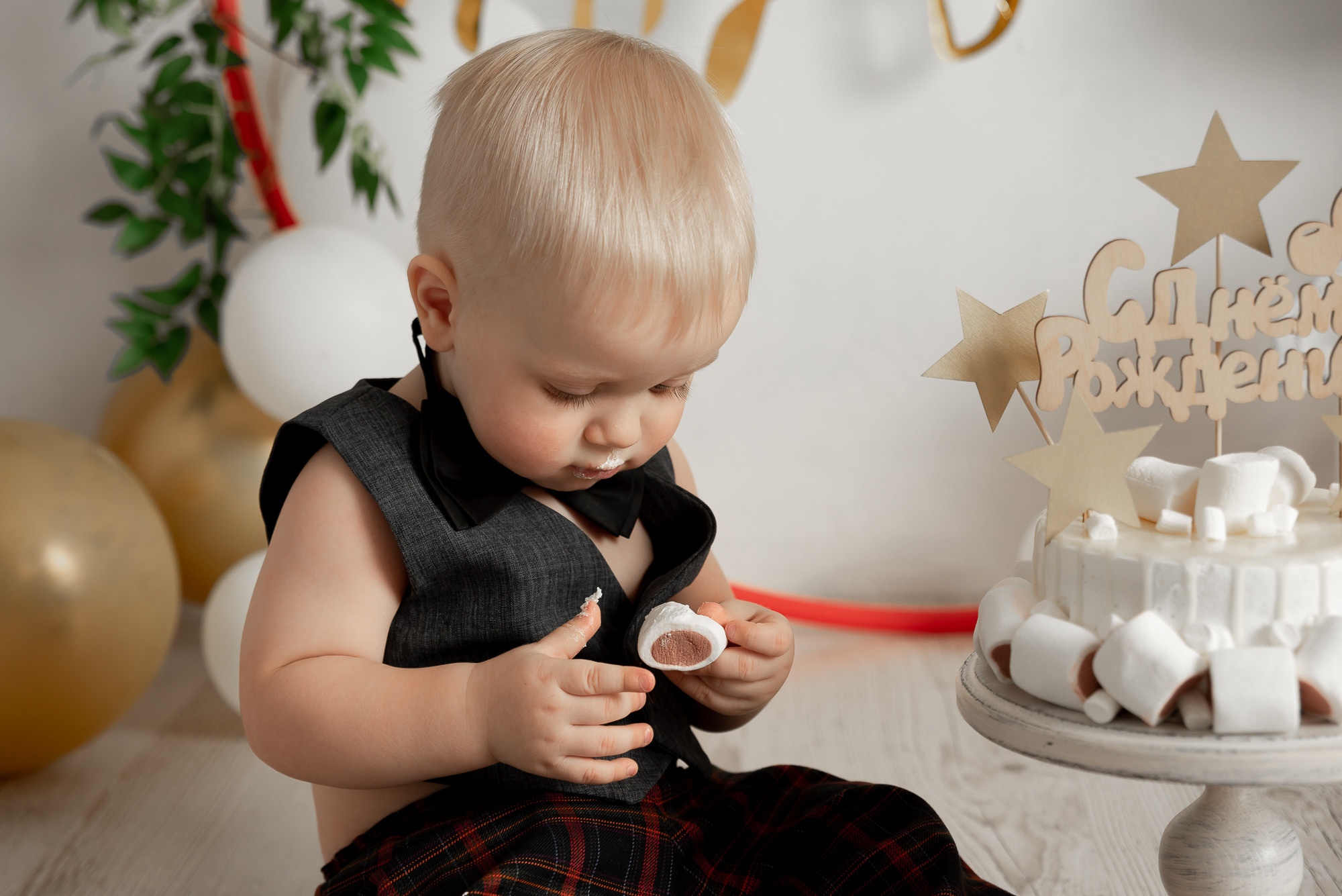 Годовасие малыша Арсения пакет «Все включено». Фотограф новорожденных в Нижневартовске Лара Курдюкова