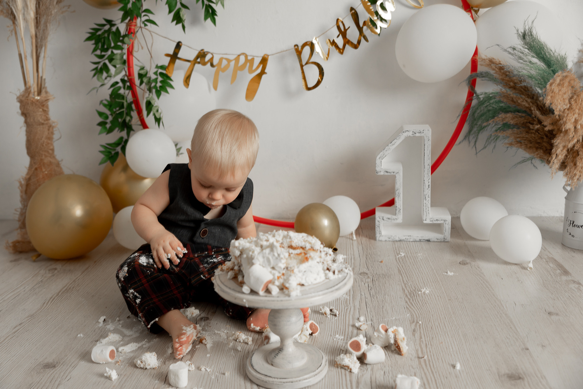 Годовасие малыша Арсения пакет «Все включено». Фотограф новорожденных в Нижневартовске Лара Курдюкова