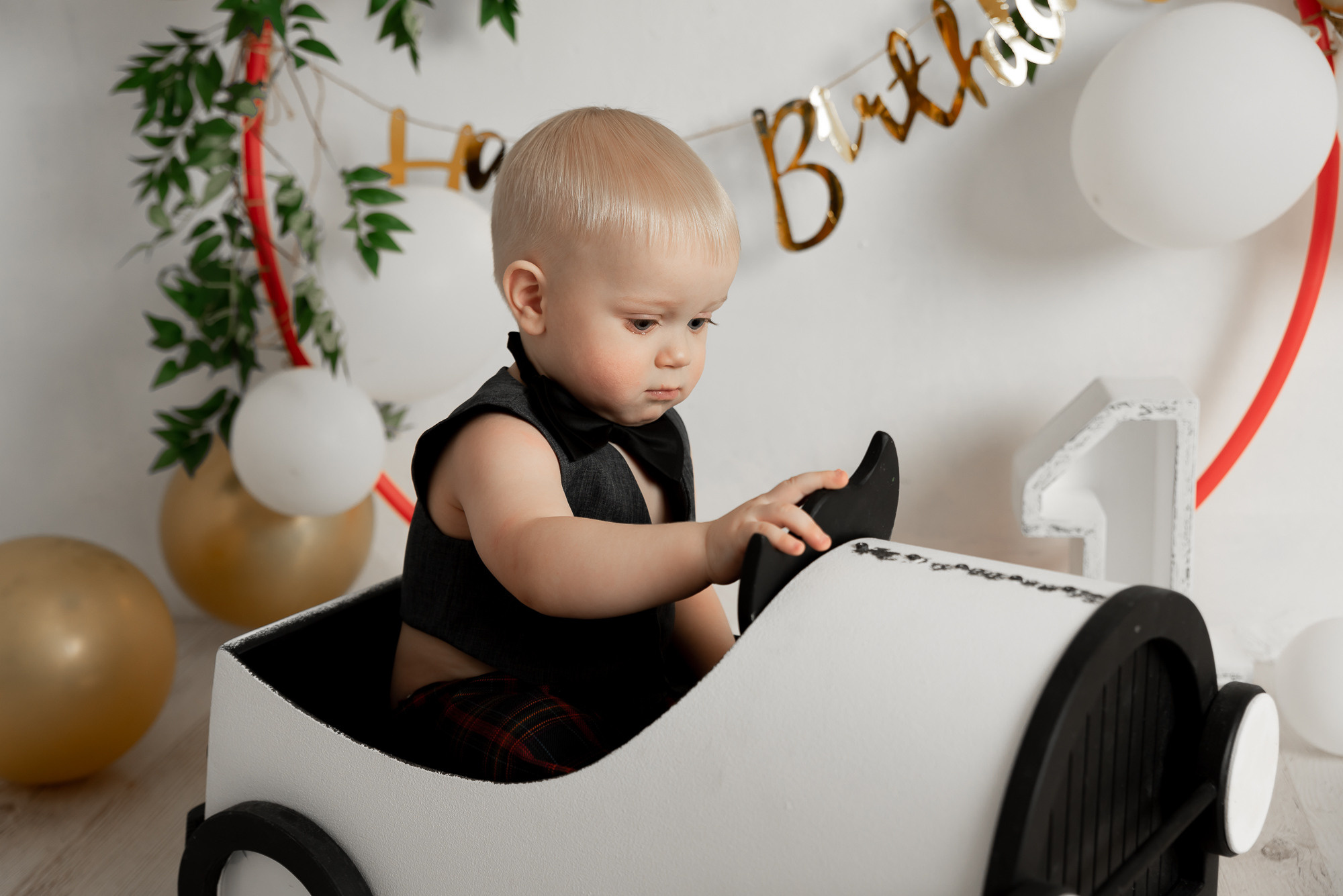 Годовасие малыша Арсения пакет «Все включено». Фотограф новорожденных в Нижневартовске Лара Курдюкова