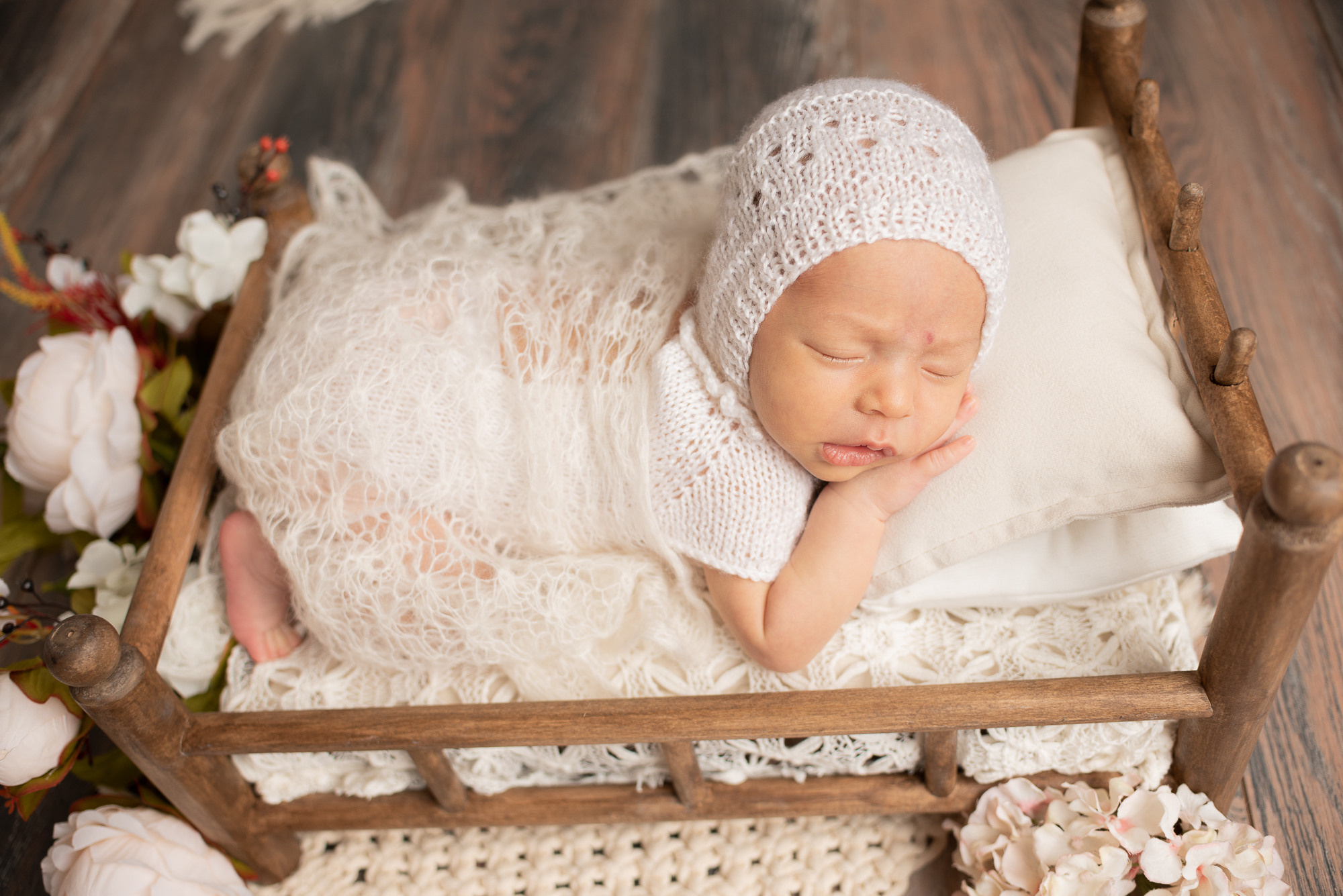 Фотосессия новорожденного. Фотограф новорожденных в Нижневартовске Лара Курдюкова