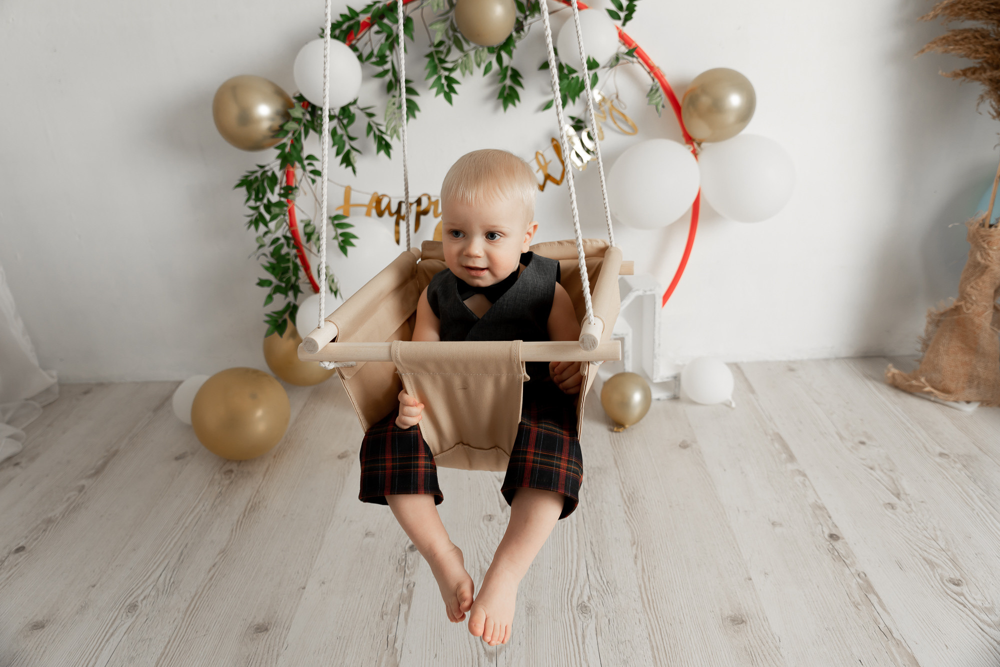 Годовасие малыша Арсения пакет «Все включено». Фотограф новорожденных в Нижневартовске Лара Курдюкова