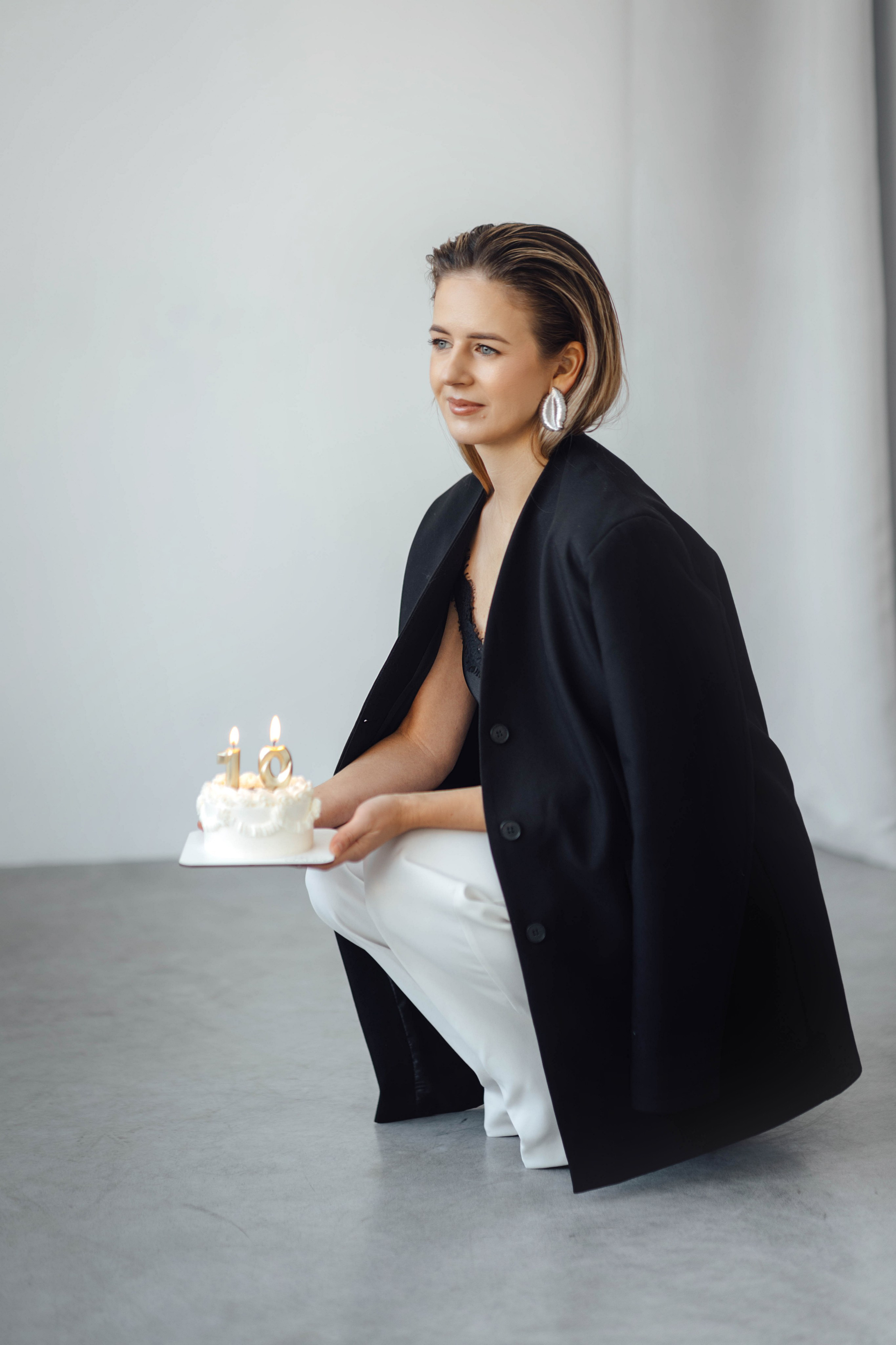 Александра, Lightstudio