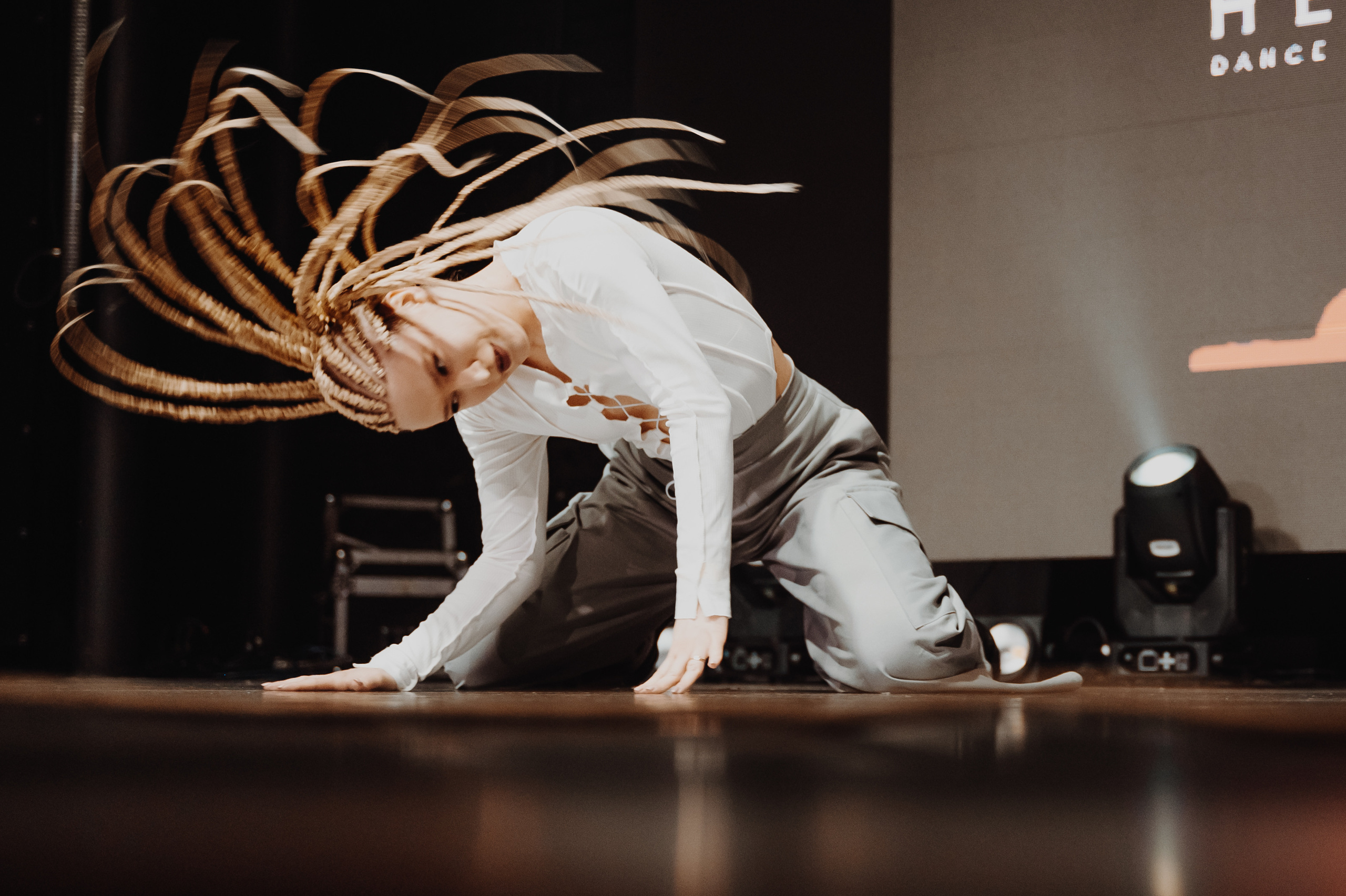 Репортажная съемка Красноярск,  фотосъемка конференций, юбилеев. Юлия Раскова — Портретный и семейный фотограф в Красноярске