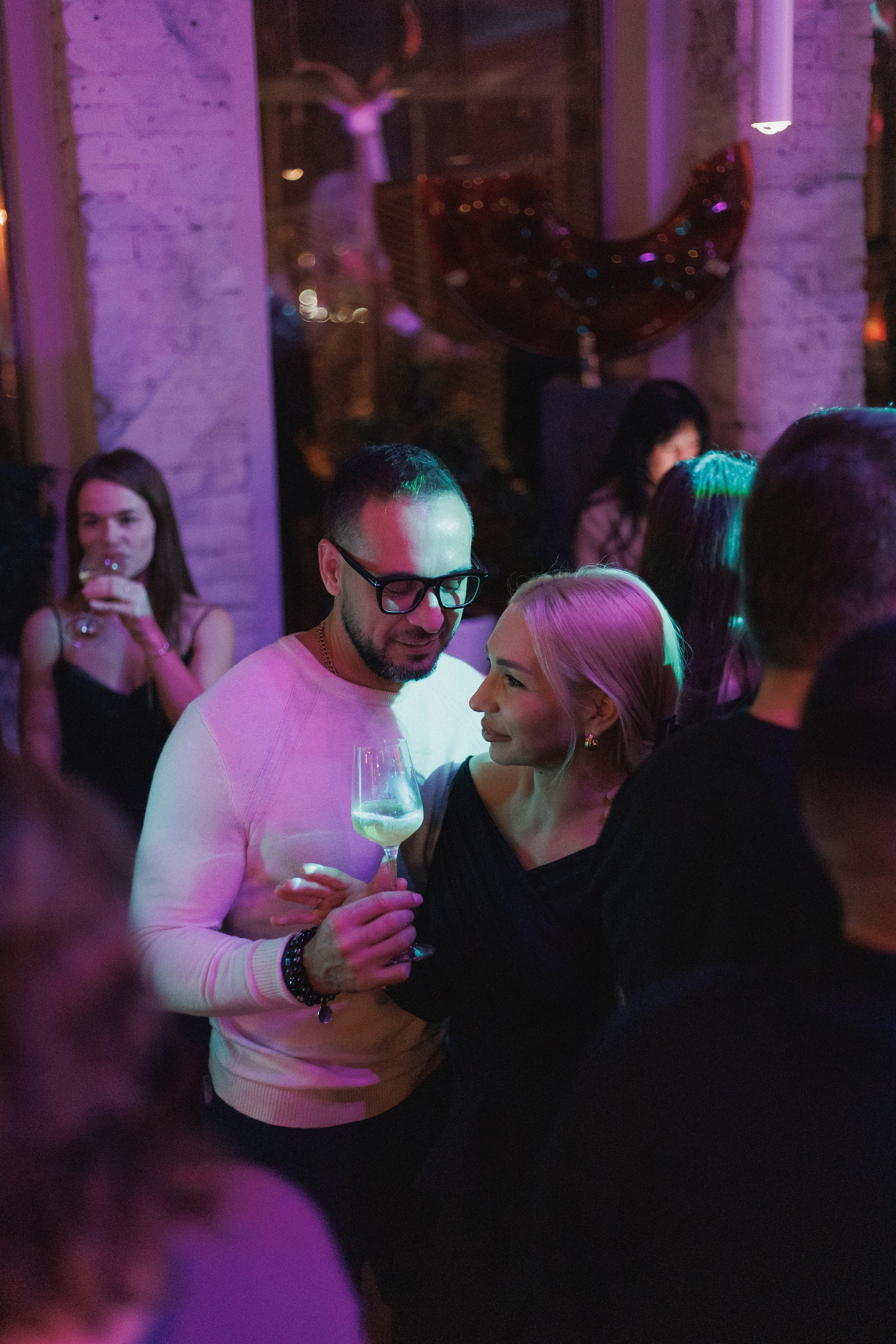 ВИННЫЙ ФЕСТИВАЛЬ. СВОИ. ФОТООТЧЕТЫ-СОБЫТИЯ-МЕСТА