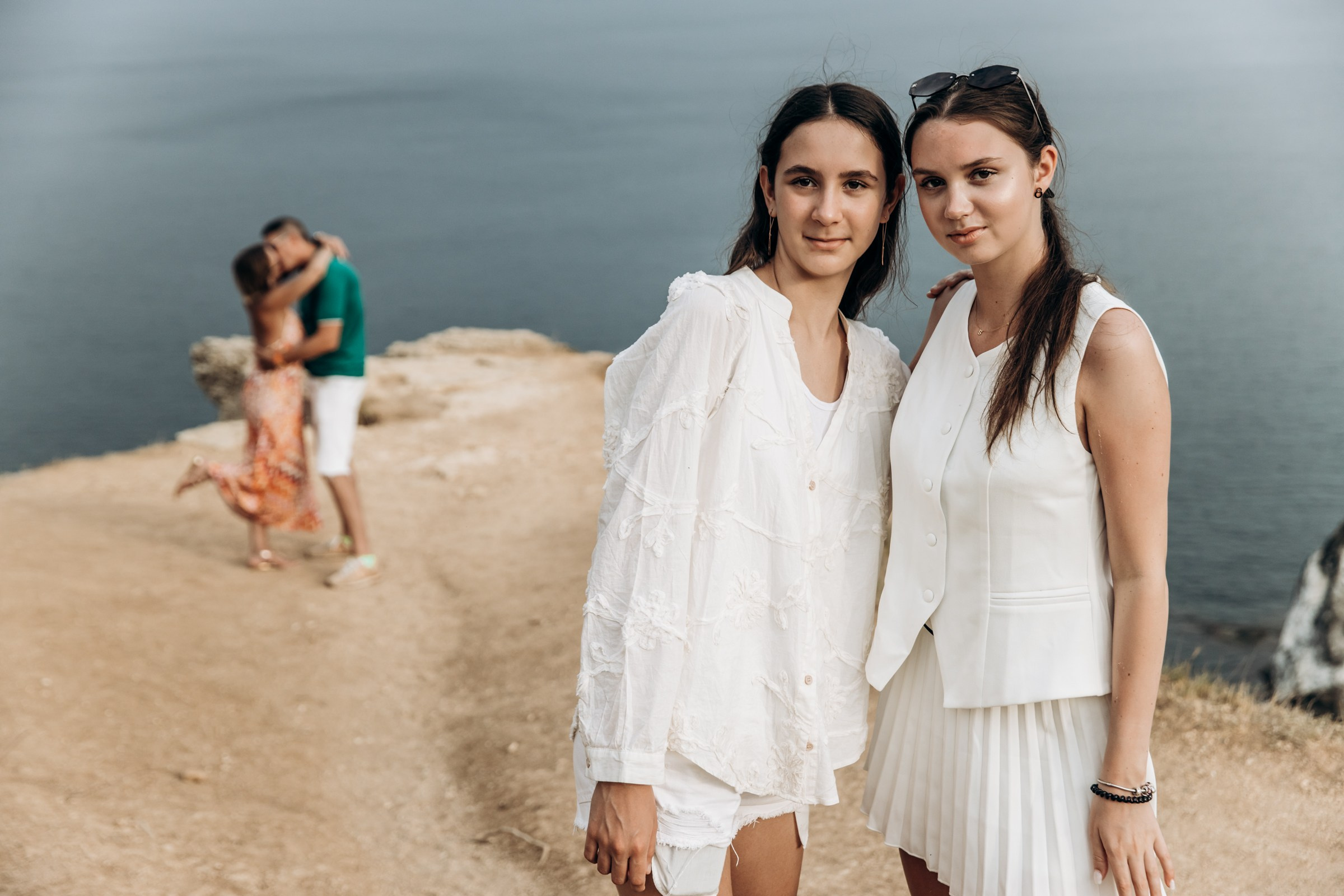 Карина, муж и две дочки. 20летний юбилей. Фотограф в Крыму — Федор зайцев. Свадебная, семейная и портретная съёмка. Фотографии для контента, для бизнеса. Корпоративная съёмка