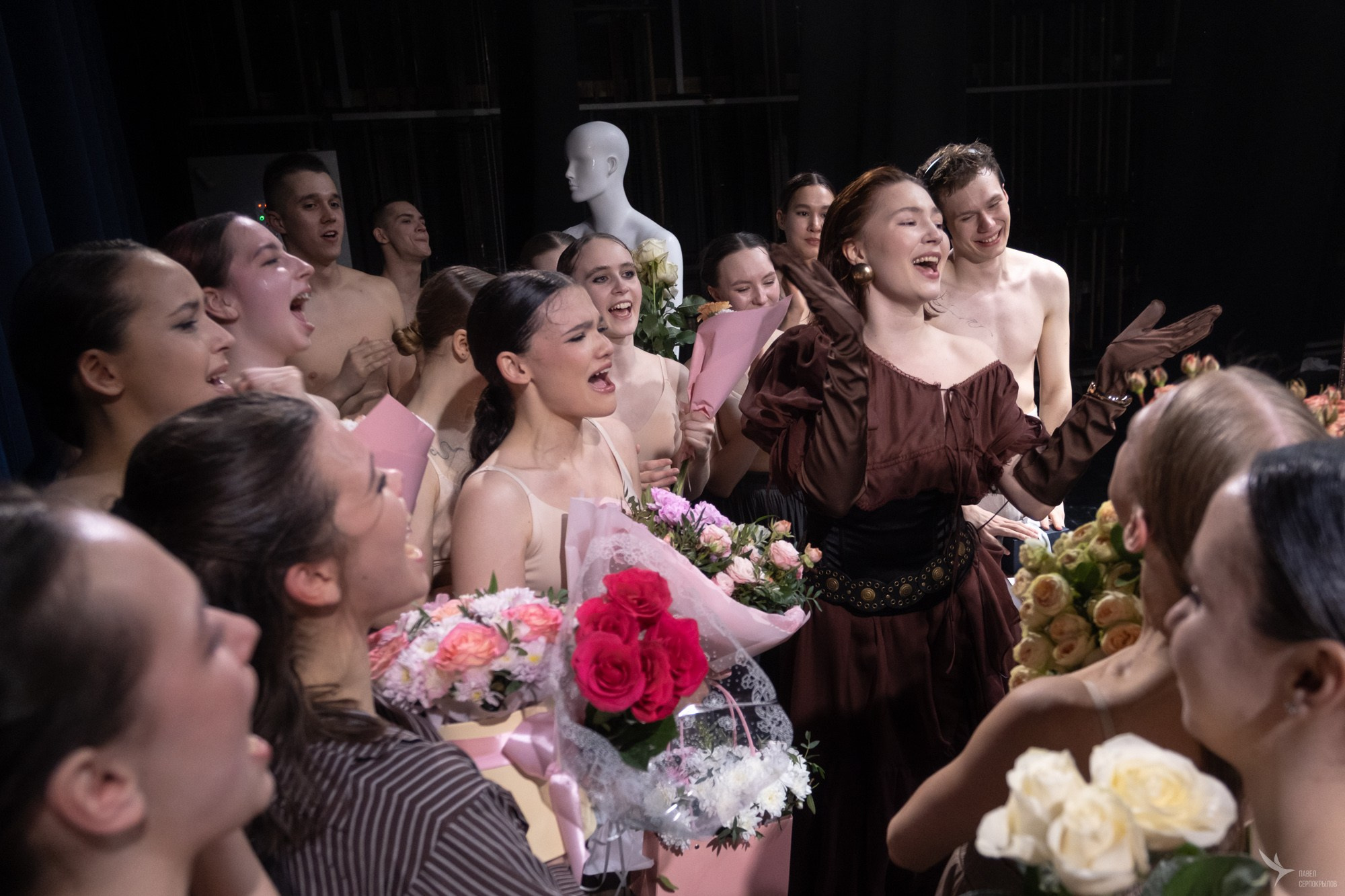 Пластический спектакль команды СЕВЕР «Голос ветра. Молчание мрамора». Репортажный фотограф в Казани Павел Серпокрылов