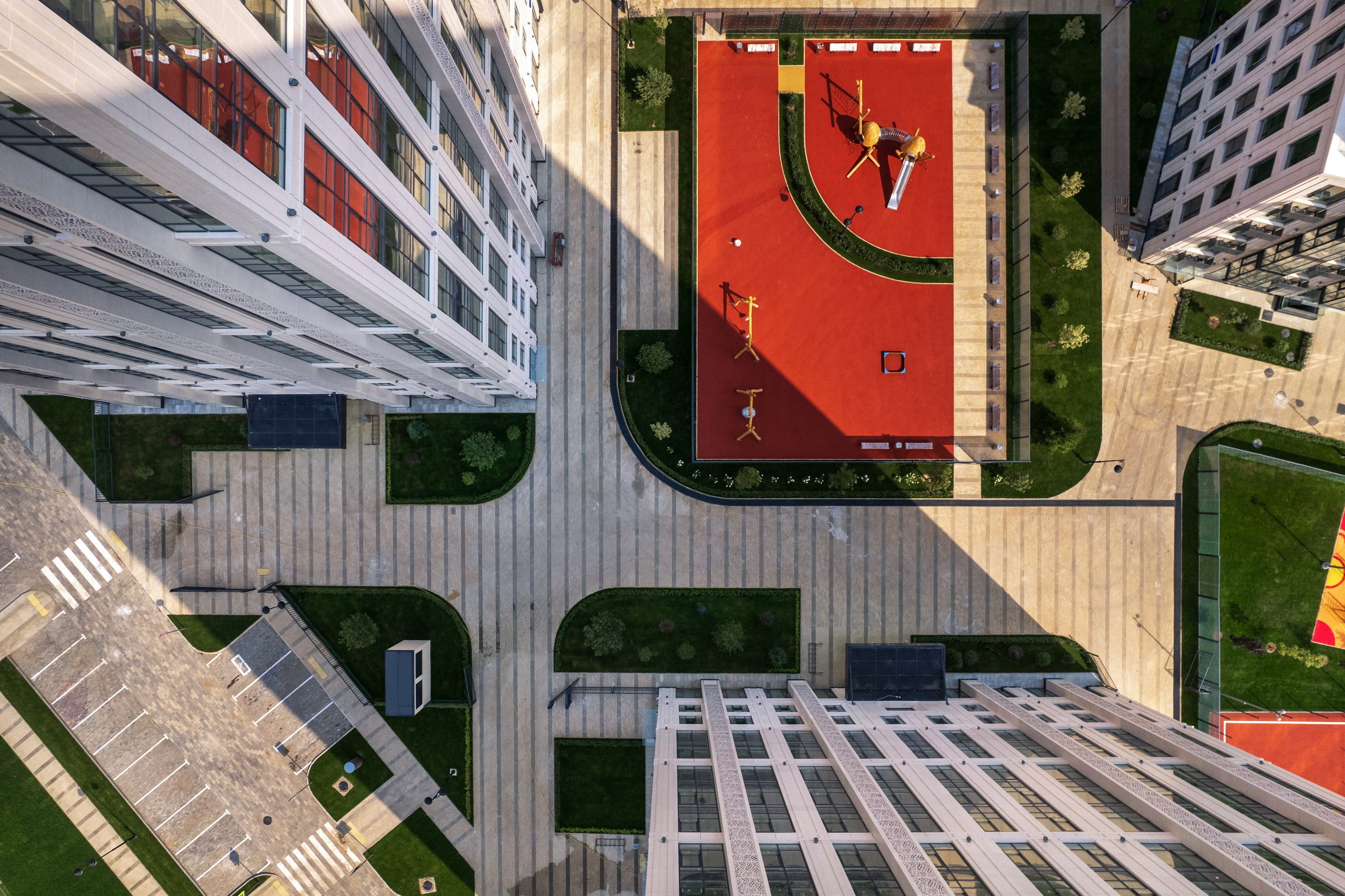 Архитектура и недвижимость. Ход строительства. Съемка с дрона. Профессиональное решение для частных лиц и бизнеса