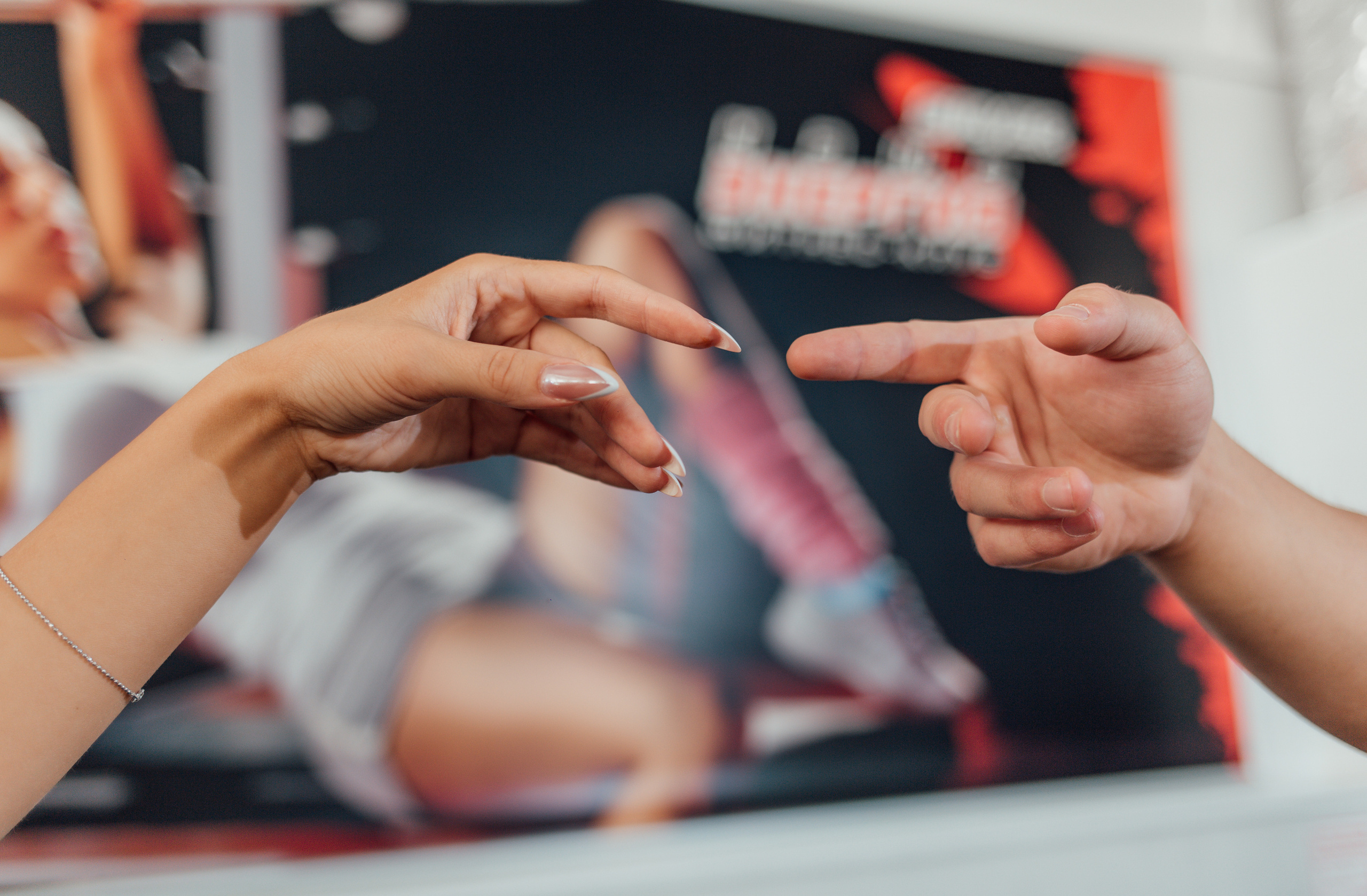 Профессиональная спортивная фотосессия в фитнес клубе. Фото контент для спортивных клубов. Фитнес зал. В качалке