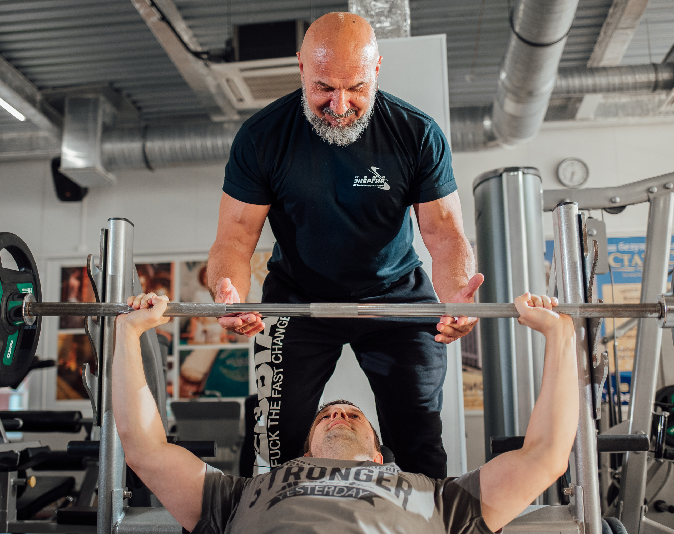 Профессиональная спортивная фотосессия в фитнес клубе. Фото контент для спортивных клубов. Фитнес зал