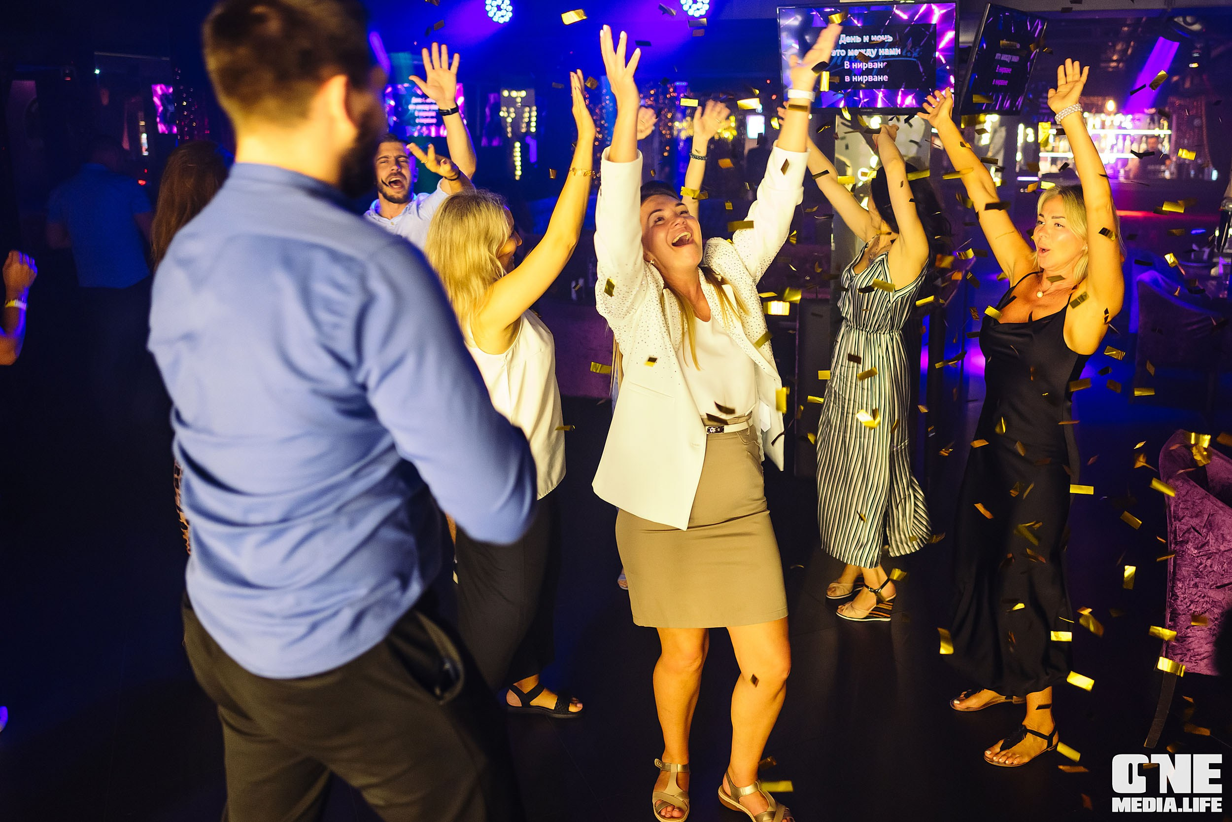 Фоторепортаж из караоке-клуба Эйфория. One Media Life: фоторепортажи, фотоотчеты с мероприятий и заведений