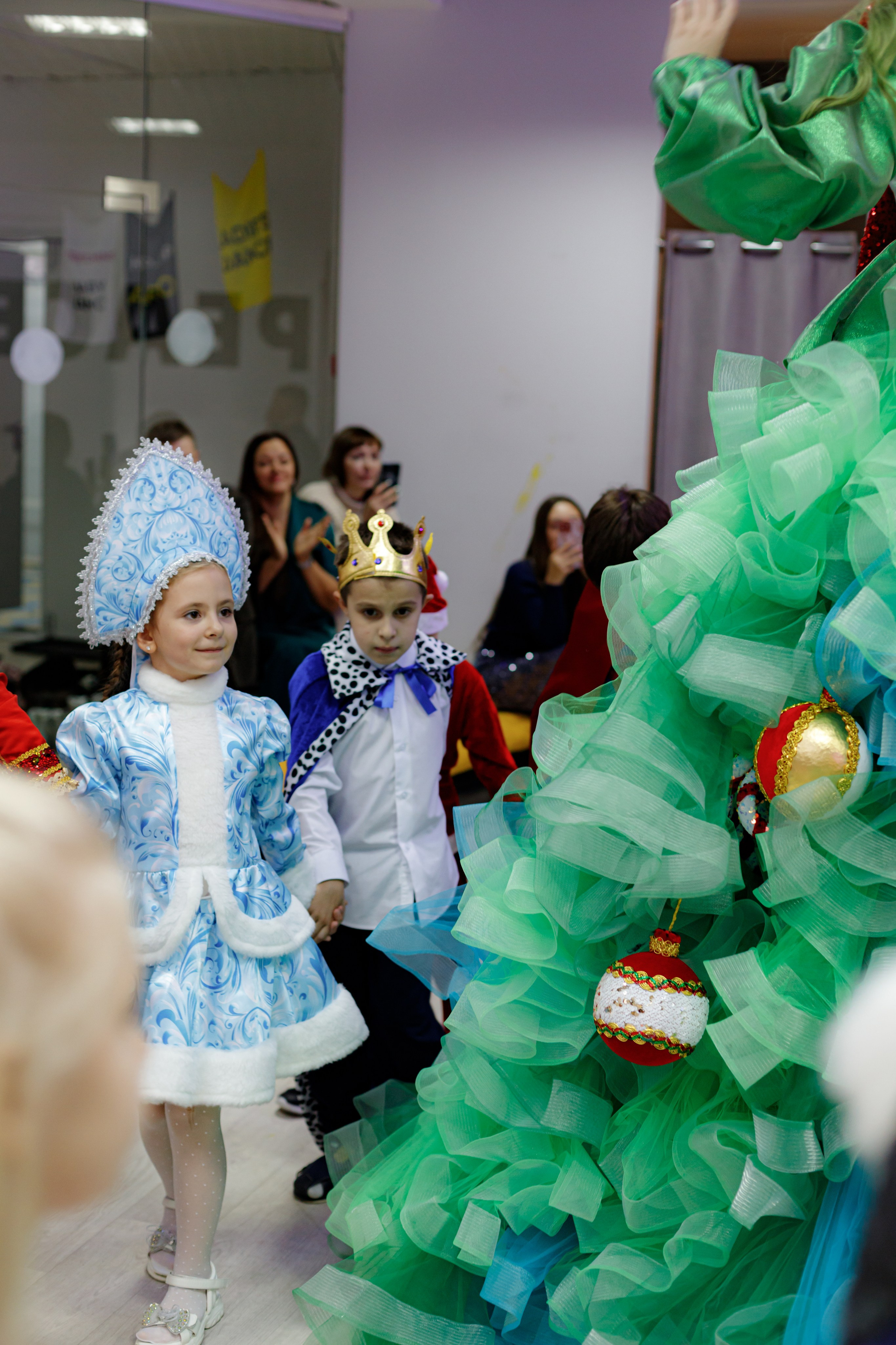 HAPPY NEW YEAR PART/5. Photokarish