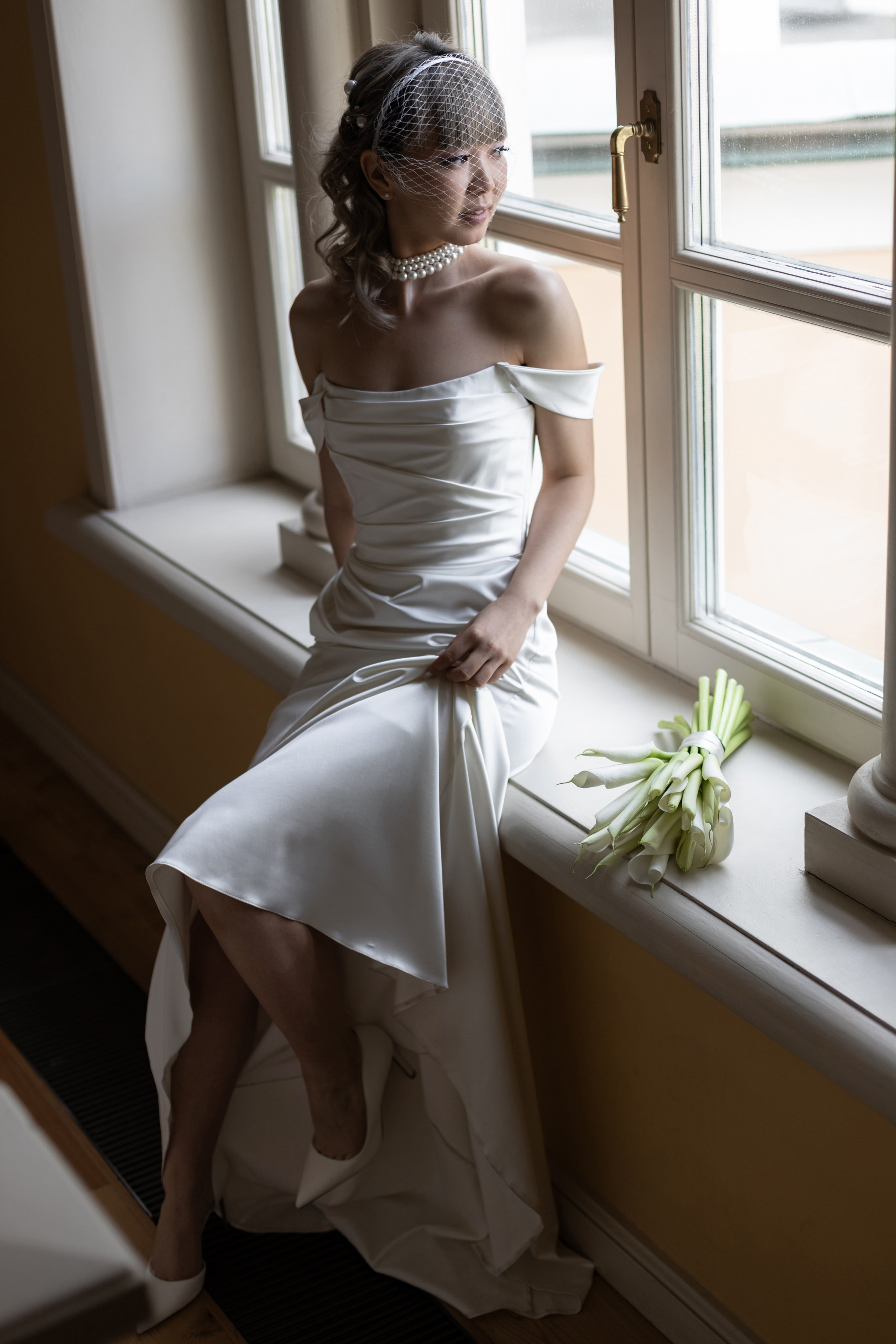 свадебный фотограф на регистрацию брака в усадьбе муравьёвых-апостолов, фотограф гладков дмитрий, портрет невесты