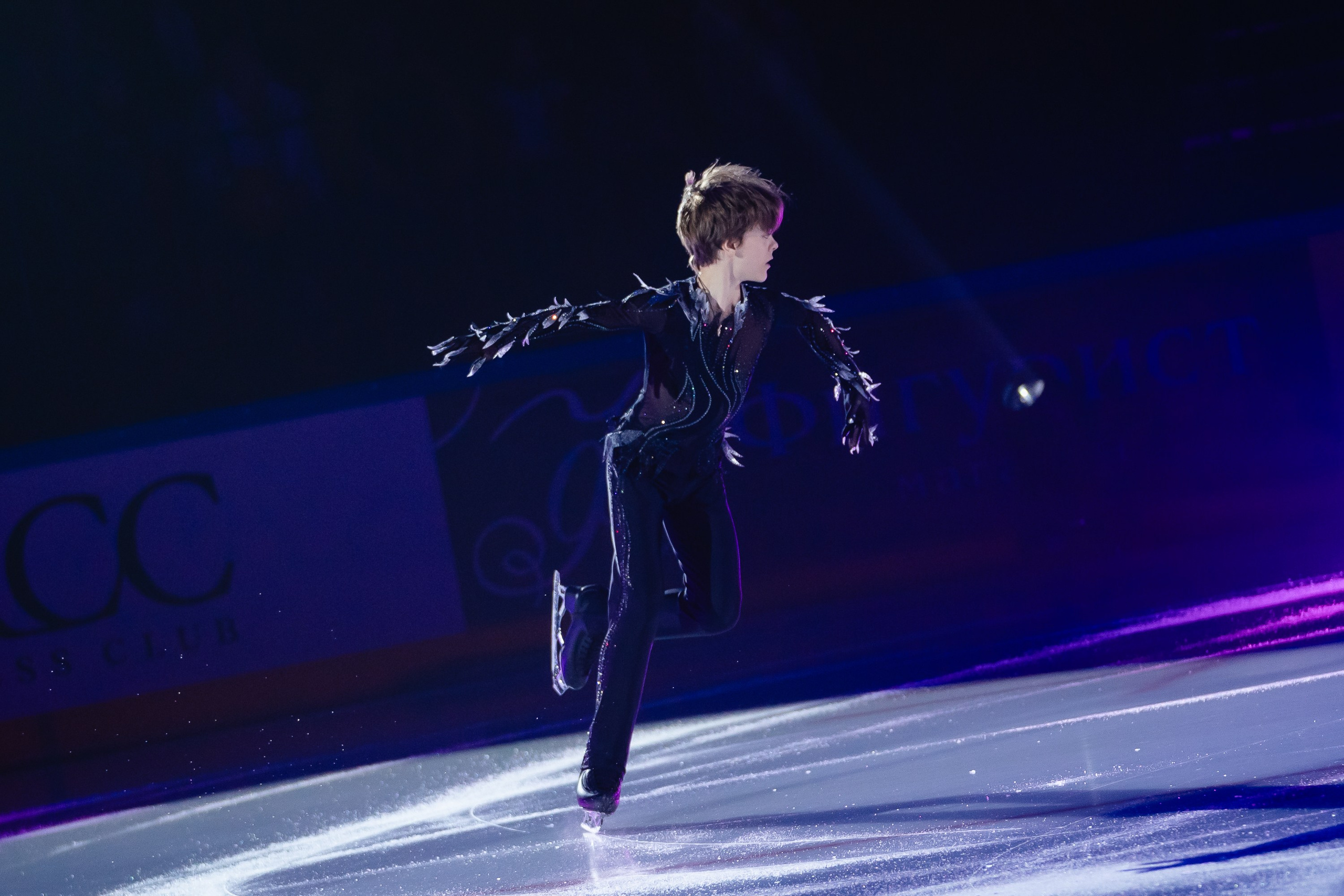 Шоу «Чемпионы на льду» в Новосибирске. Воробьева Ксения — Спортивный и танцевальный фотограф Новосибирск