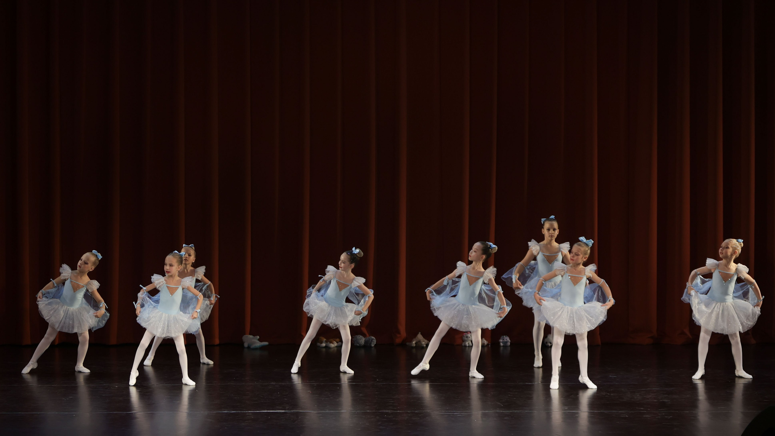 Фестиваль хореографического искусства «КУБОК ЛЕГЕНДЫ — 2025». Выпускные альбомы и школьный фотограф в Подольске, Троицке, Щербинке, Москве и Московской области