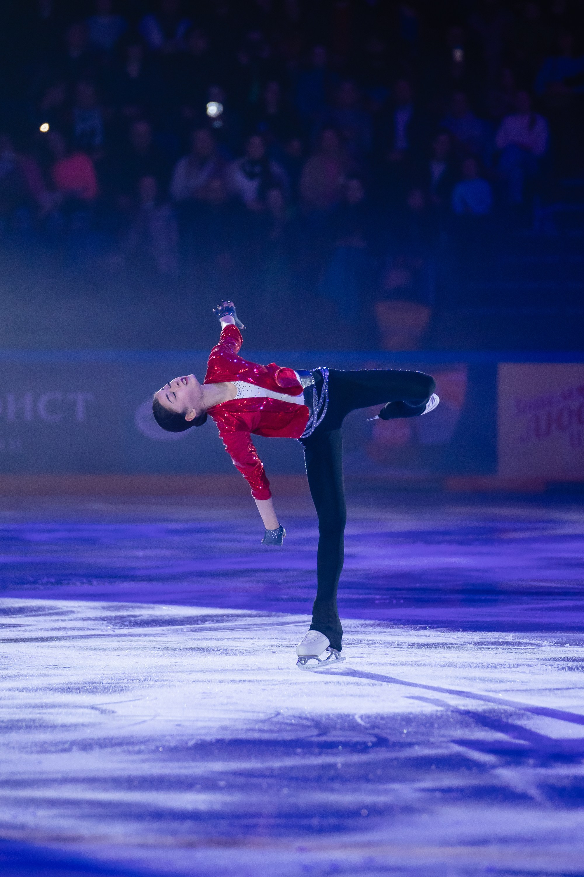 Шоу «Чемпионы на льду» в Новосибирске. Воробьева Ксения — Спортивный и танцевальный фотограф Новосибирск