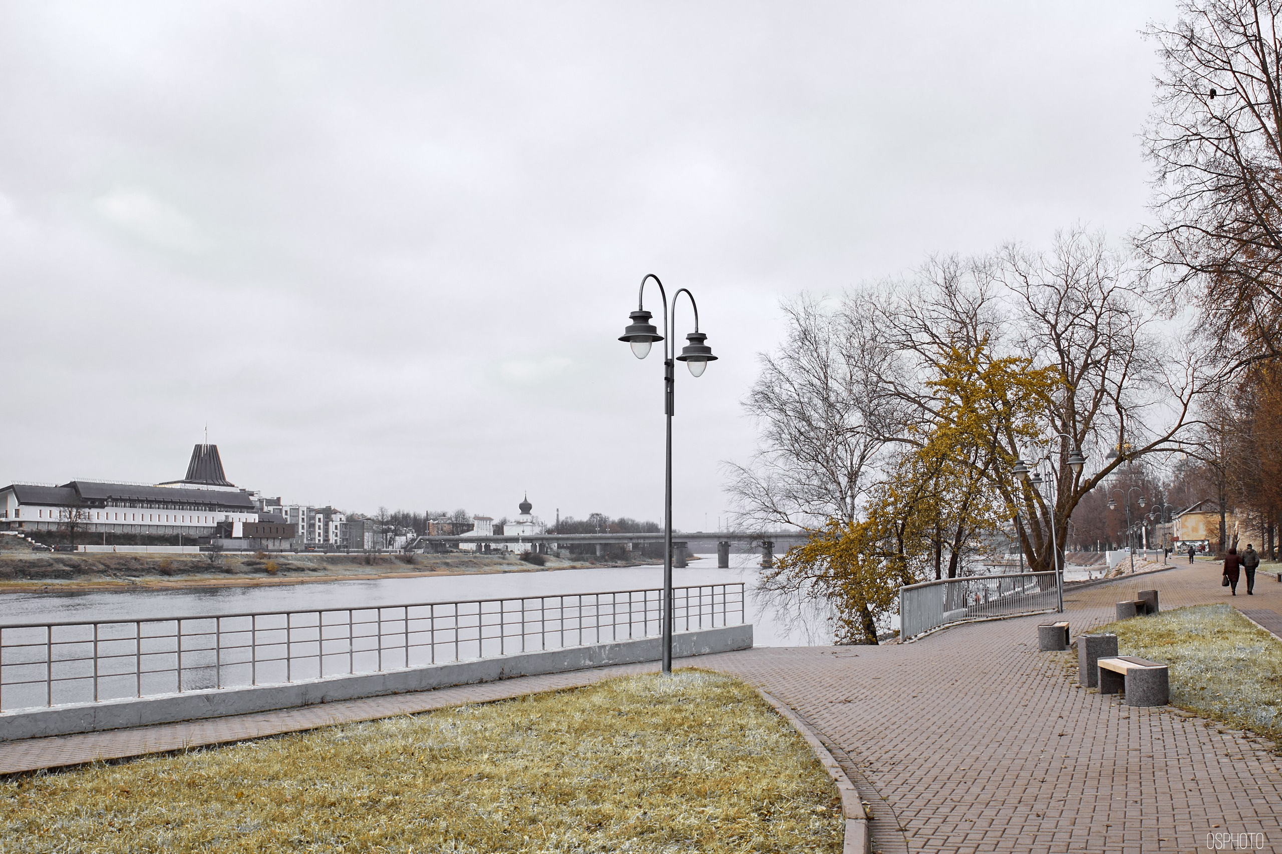 Псков. Ноябрь. Фотографъ Сергѣевъ. Поймать мгновеніе