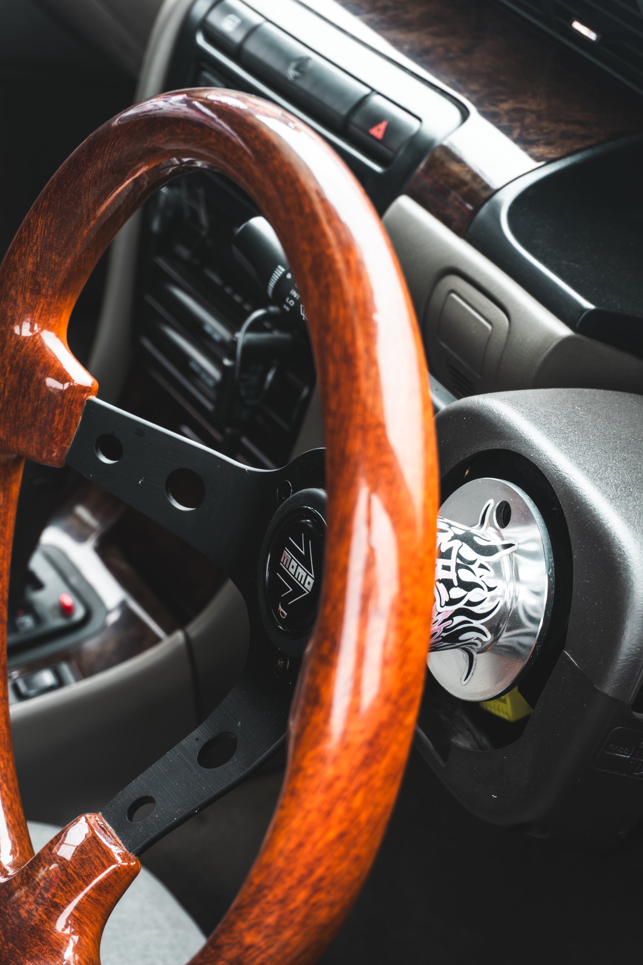 Nissan Laurel C35: на розовых движениях