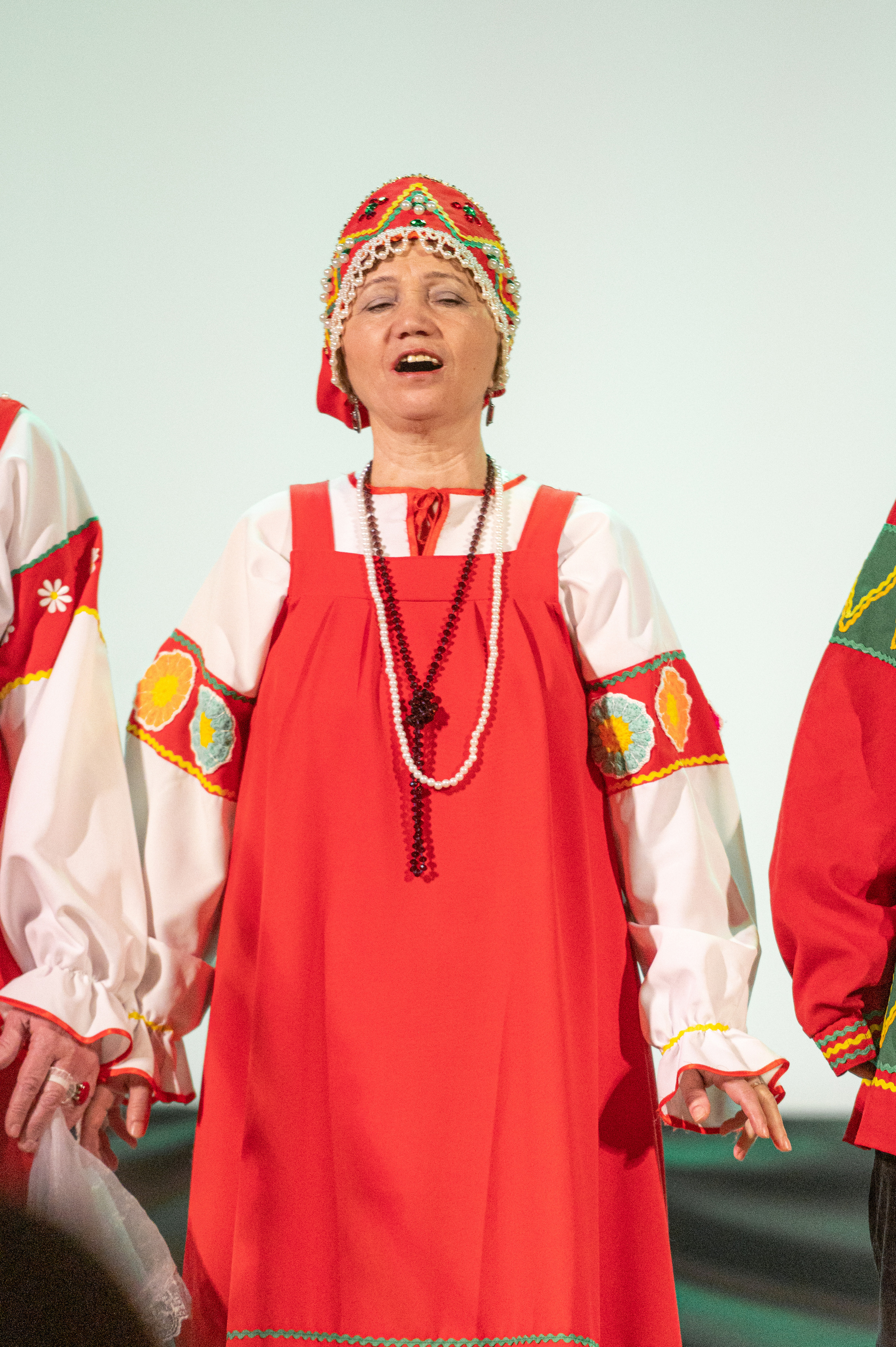 Истоки — концерт посвященный дню работников культуры. Конный и фотограф с животными в Твери Топталова Люся