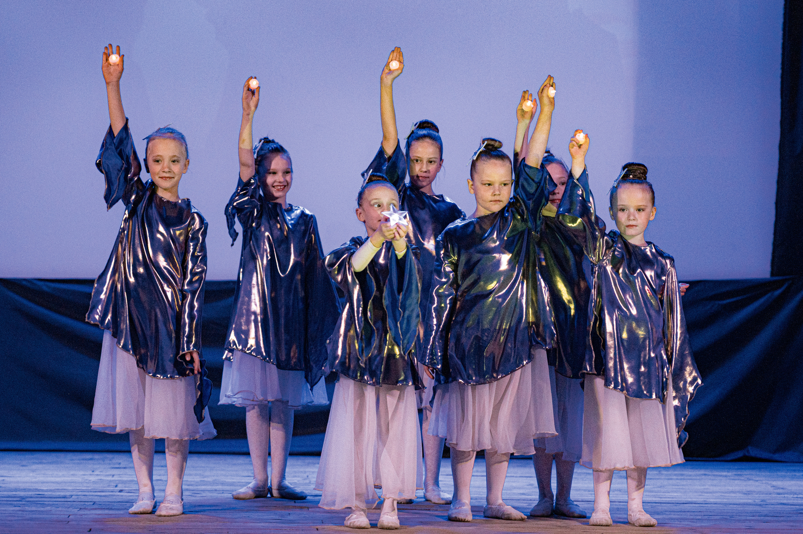 Истоки — концерт посвященный дню работников культуры. Конный и фотограф с животными в Твери Топталова Люся