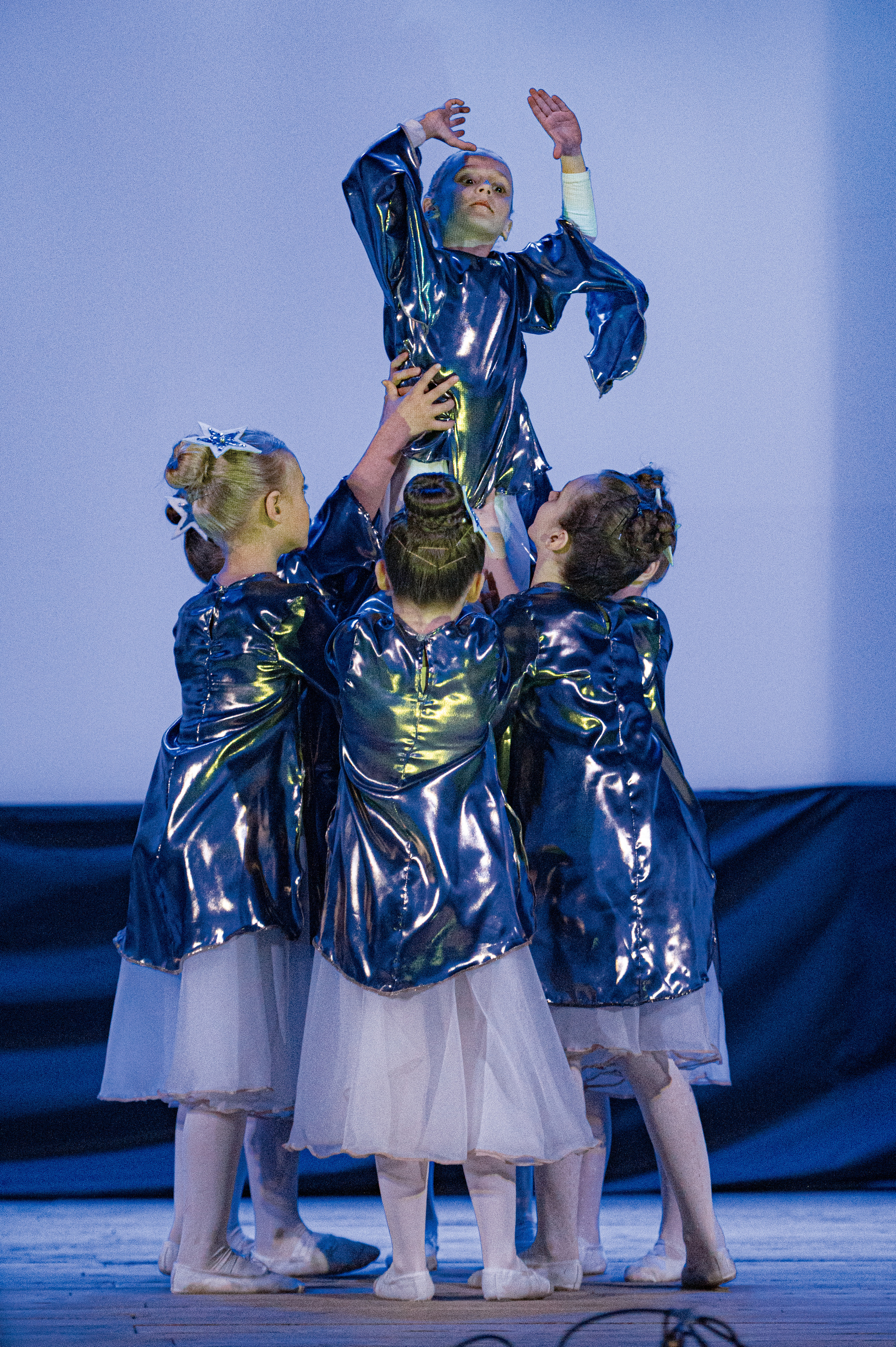 Истоки — концерт посвященный дню работников культуры. Конный и фотограф с животными в Твери Топталова Люся