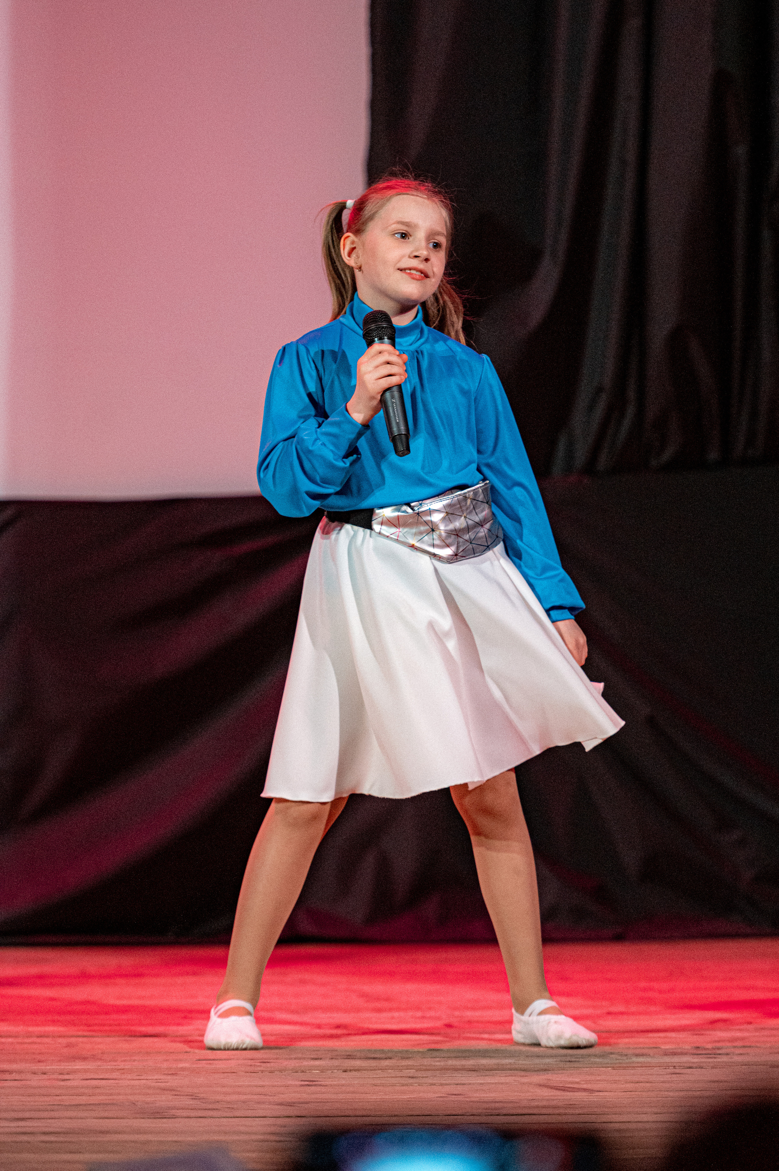 Истоки — концерт посвященный дню работников культуры. Конный и фотограф с животными в Твери Топталова Люся